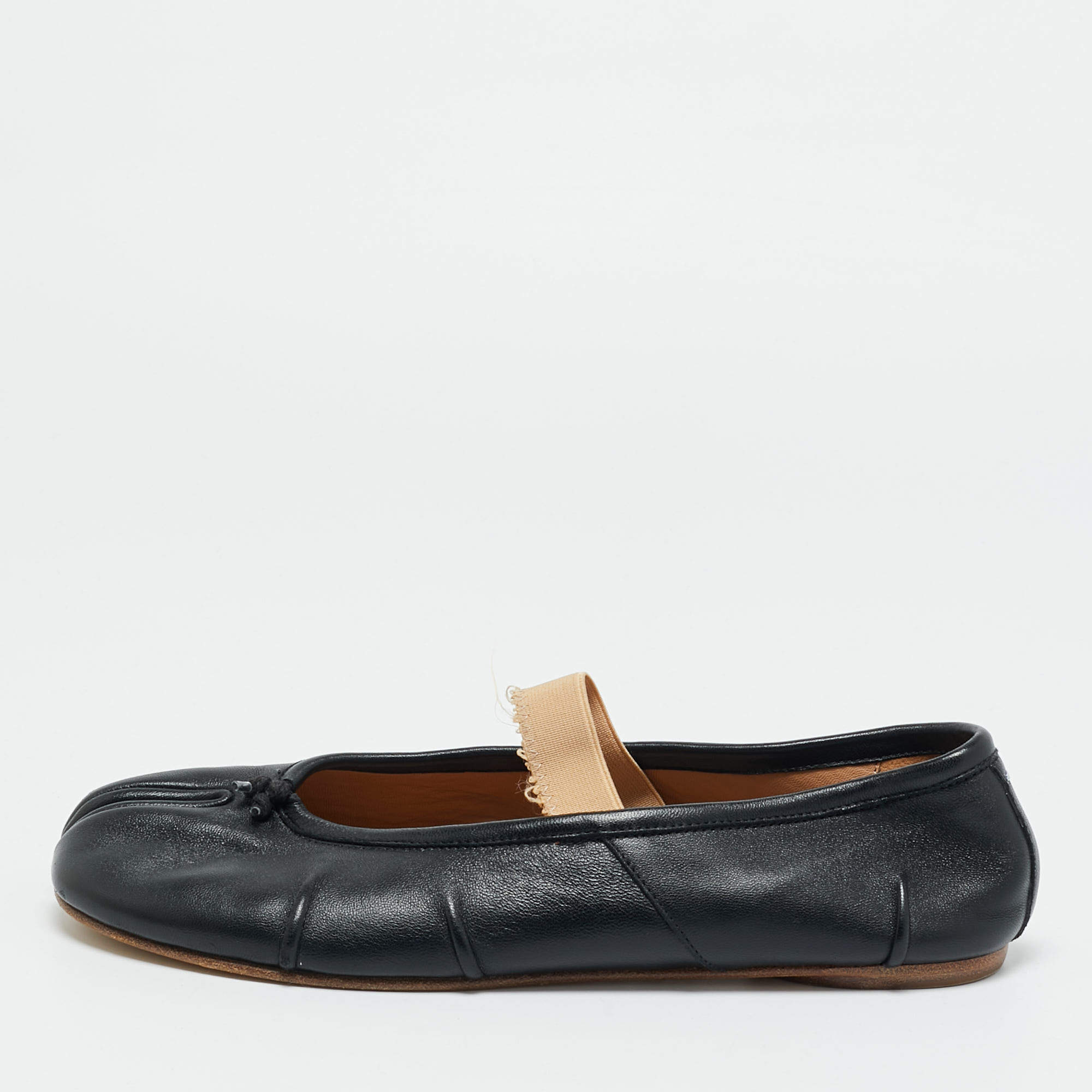 Pre Owned Maison Martin Margiela Tabi Size 39.5 Black Leather Mary jane Ballet Flats