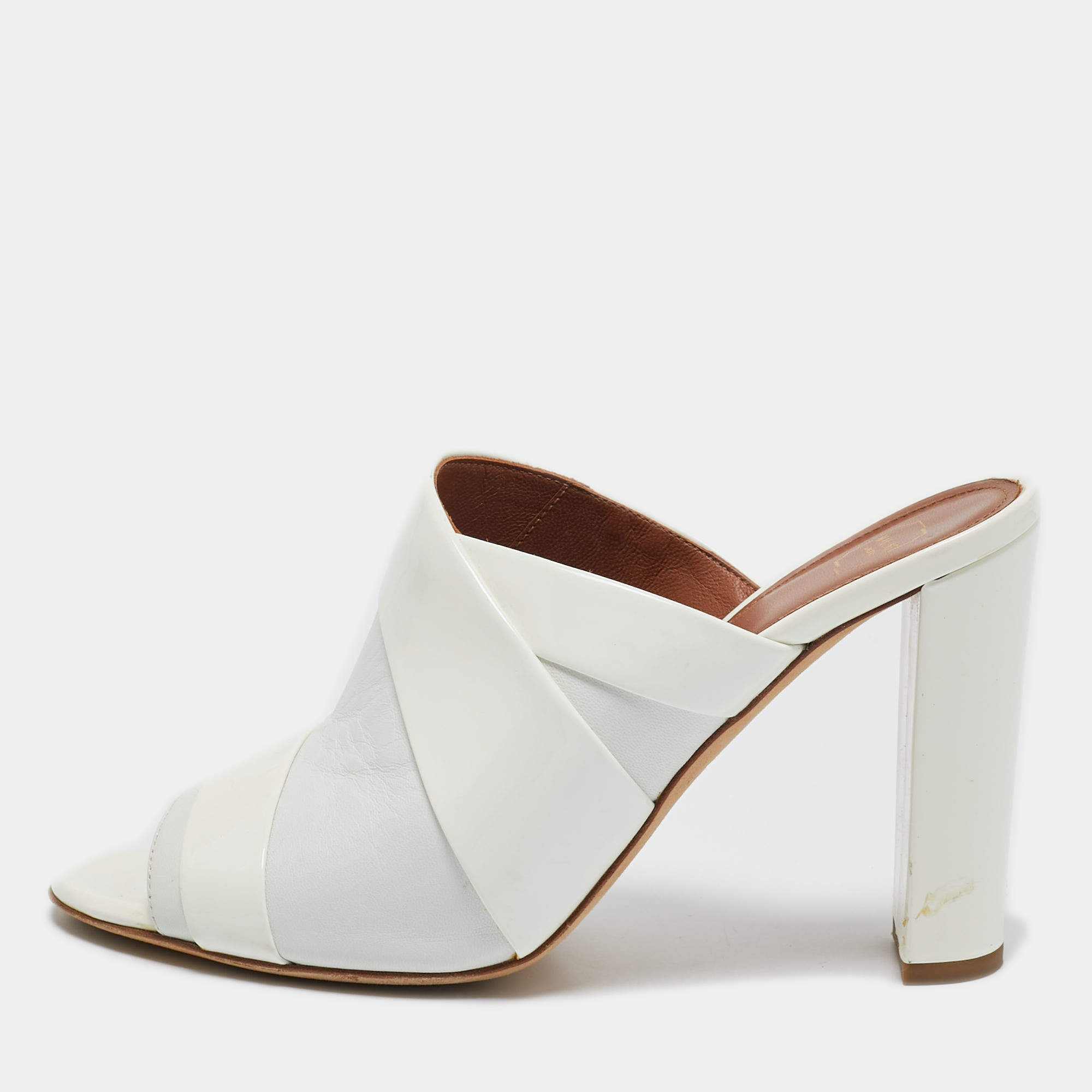 Malone Souliers White Leather and Patent Slide Sandals Size 39