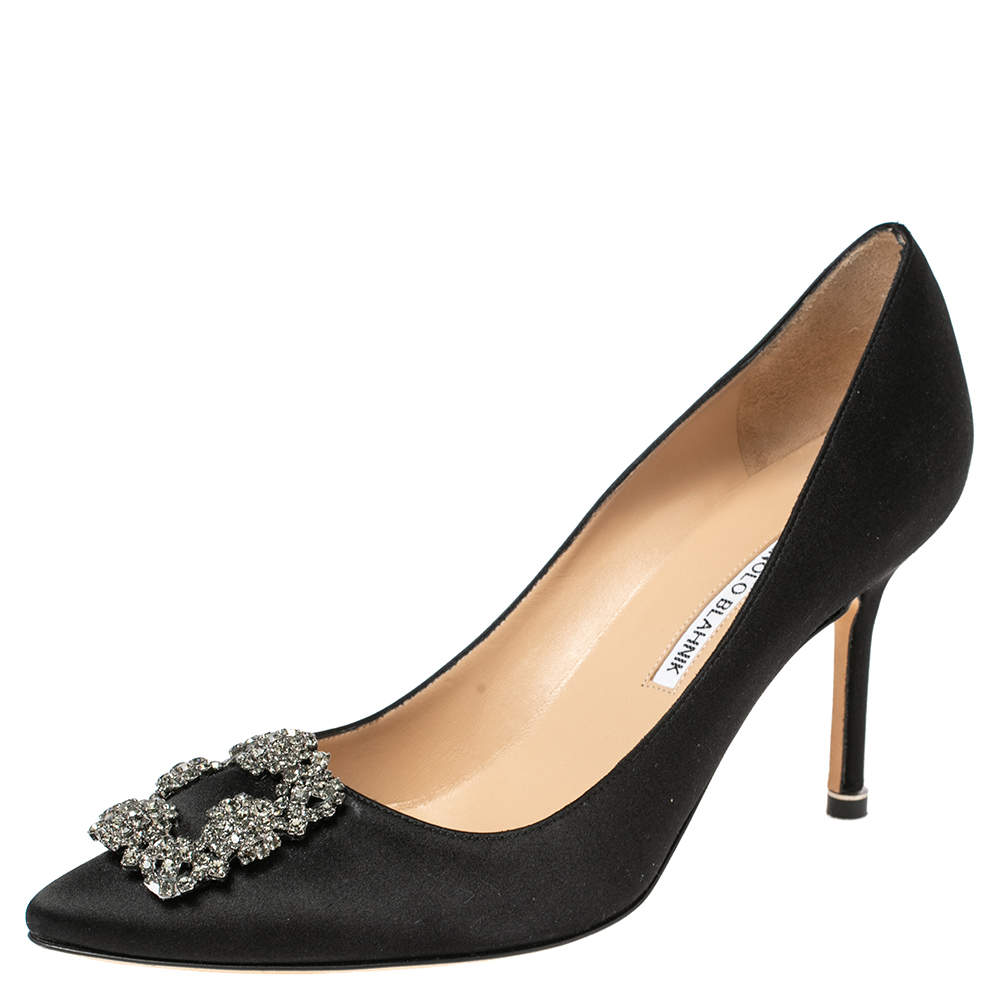 Pre Owned حذاء كعب عالي مانولو بلانيك ساتان أسود مزين هانغيسي مقاس 39