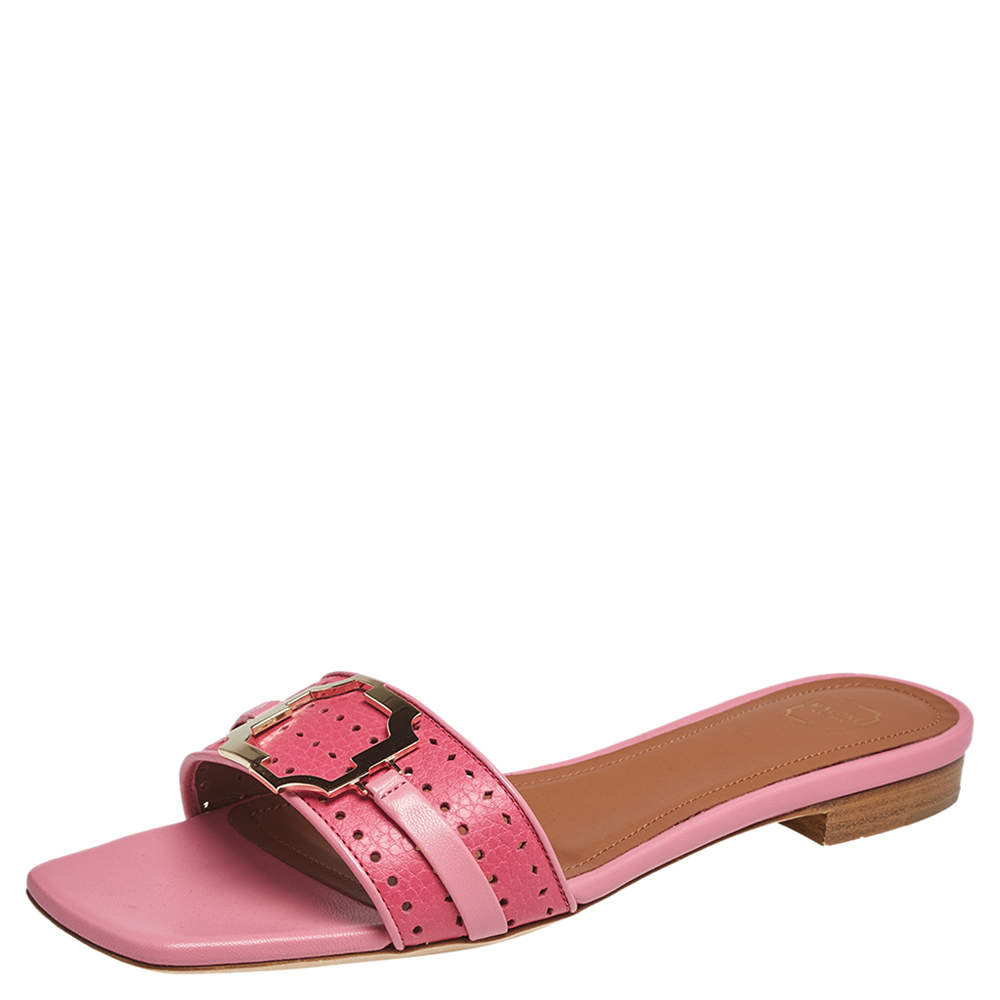 Pre Owned Manolo Blahnik  Pink Leather Buckle Flat Sandals Size 37