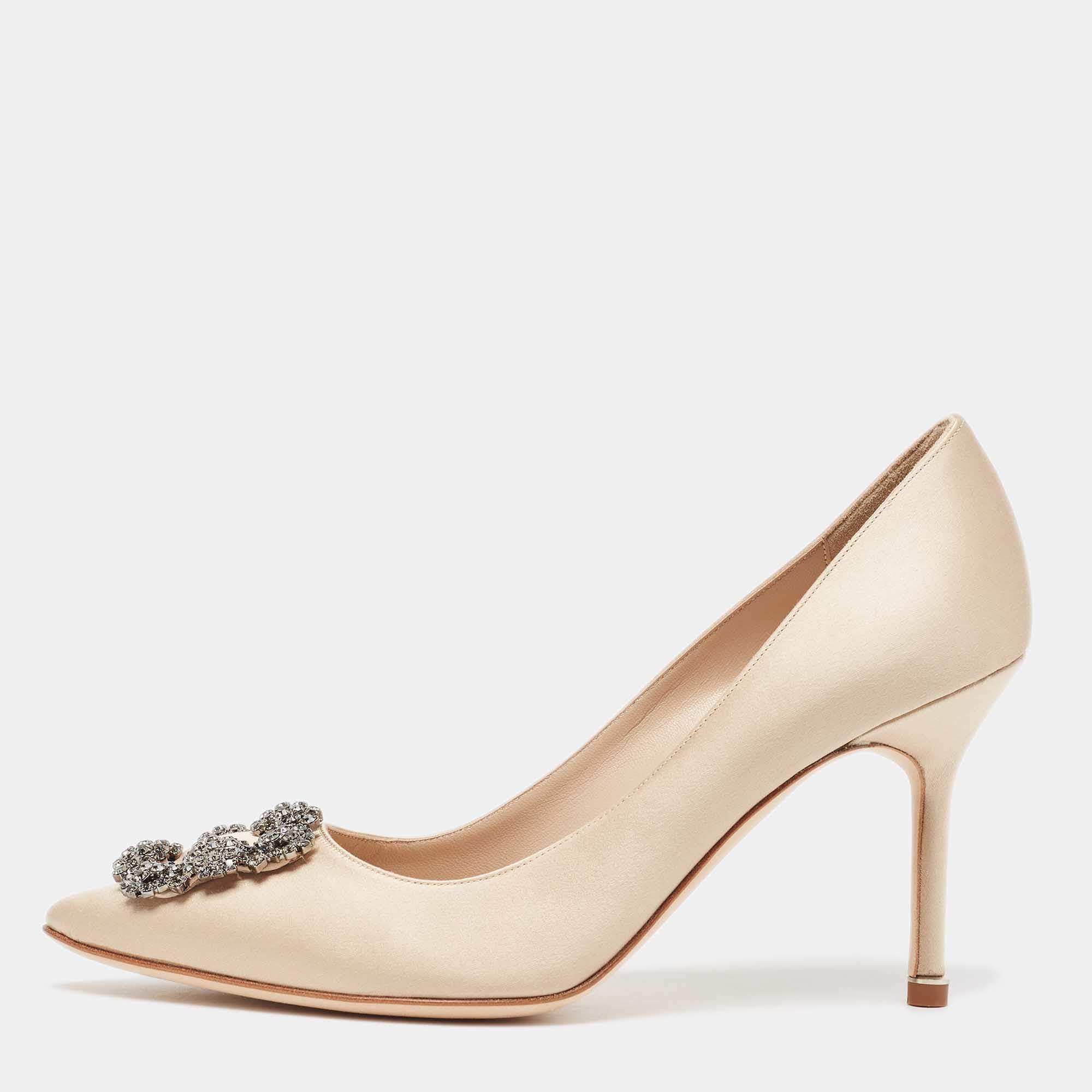 Pre Owned Manolo Blahnik Beige Satin Hangisi Pumps Size 39.5