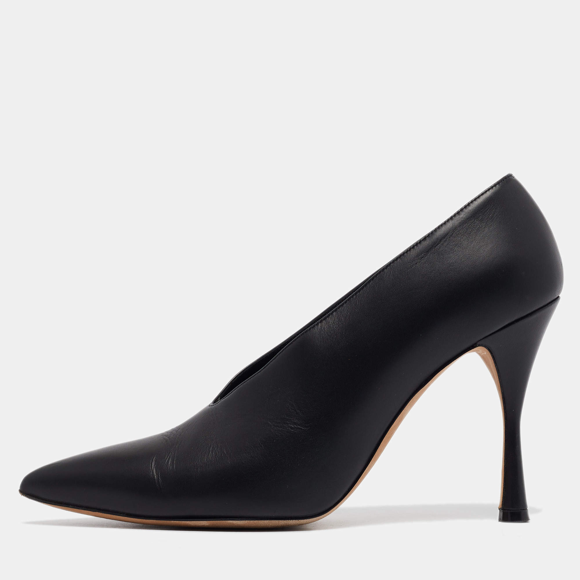Manolo Blahnik Black Leather Pointed Toe Pumps Size 38.5