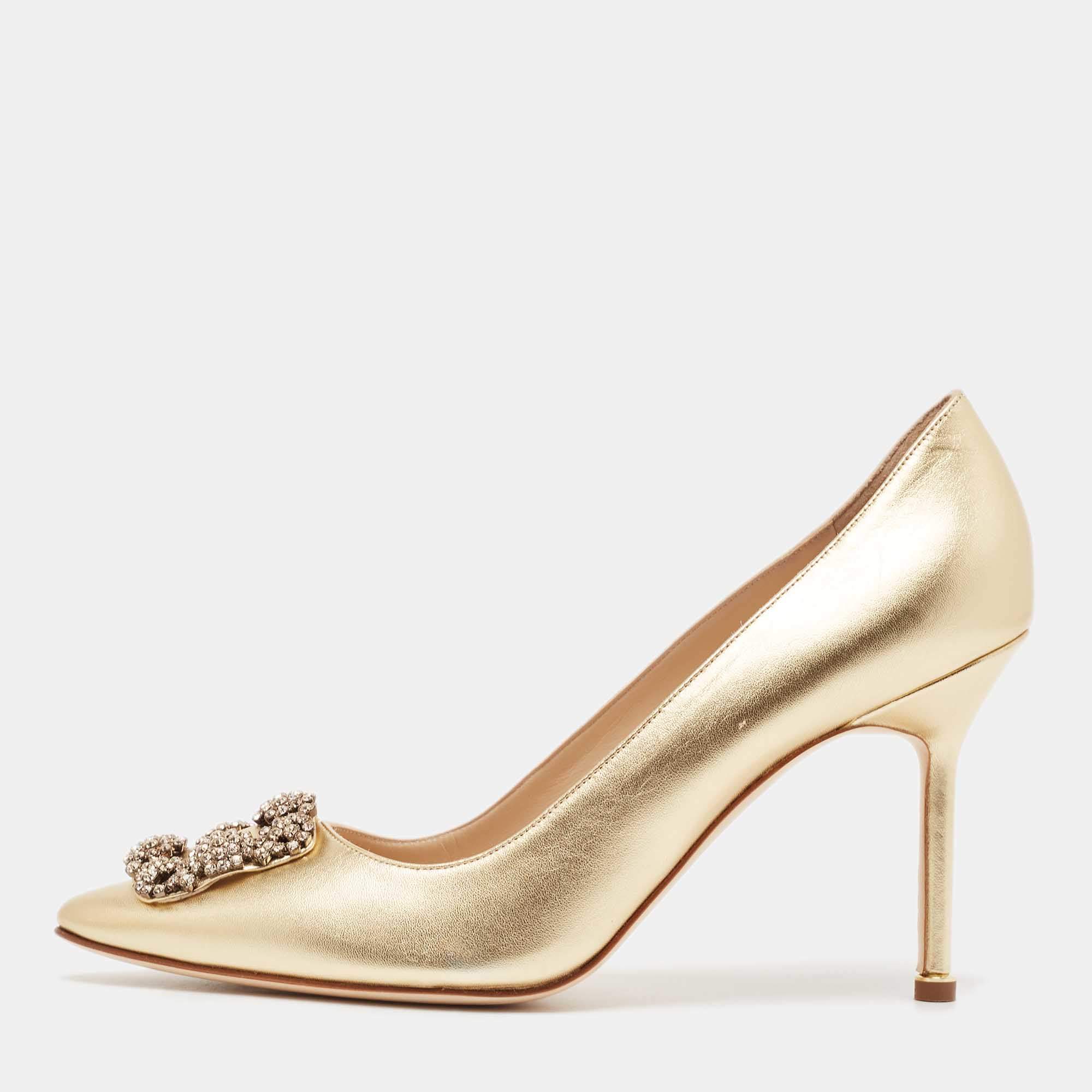Pre Owned Manolo Blahnik Gold Leather Hangisi Crystal Embellished Pointed Toe Pumps Size 40