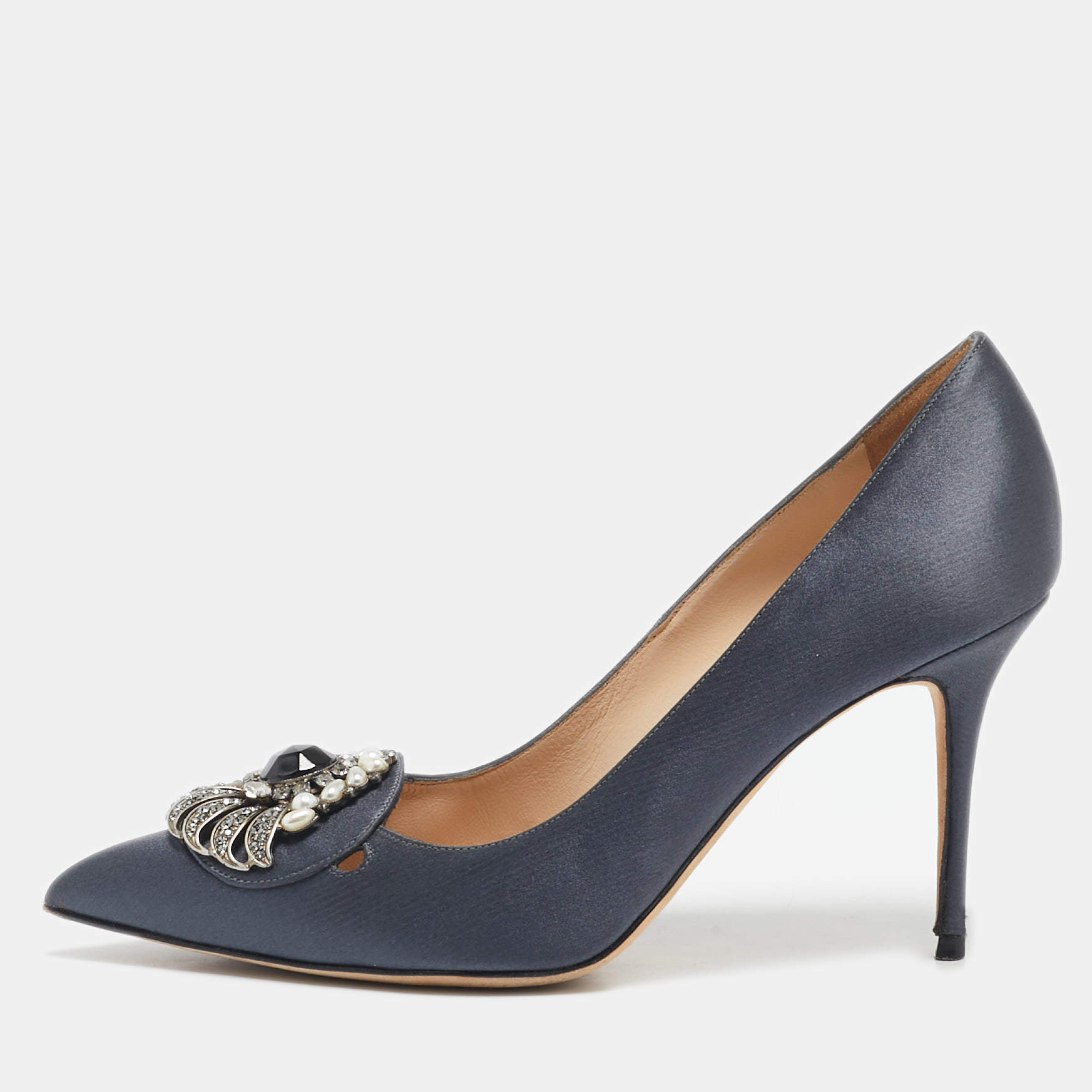  Manolo Blahnik Grey Satin Okkaava Emerald Pumps Size 36.5