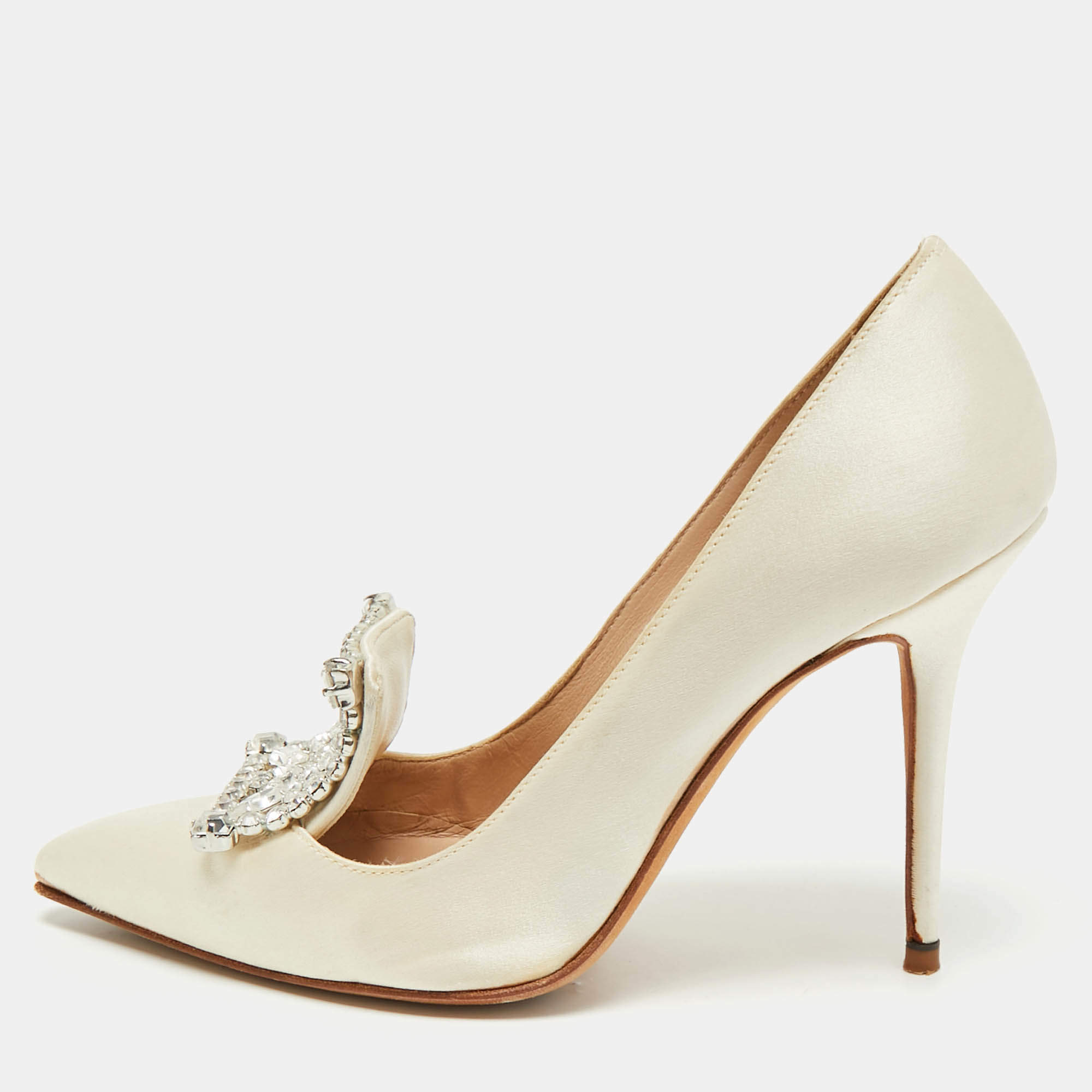 Pre Owned Manolo Blahnik Cream Satin Crystal Embellished Borlak Pumps Size 34