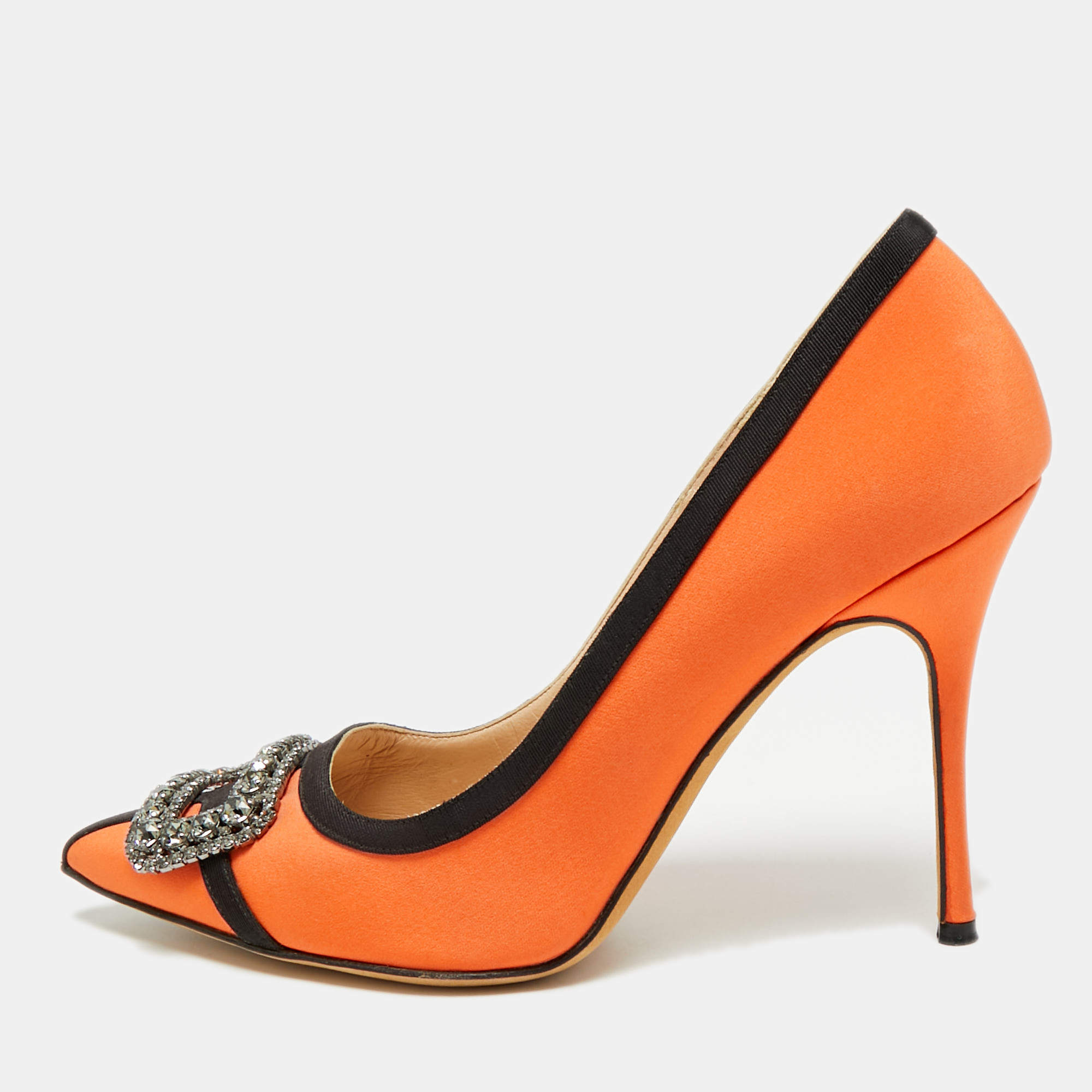 Pre Owned Manolo Blahnik Gotrian Size 38.5 Orange/Black Fabric Pumps