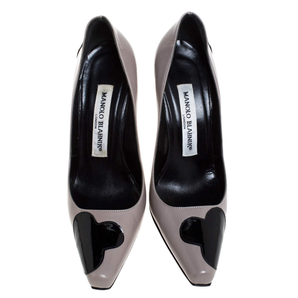 Pre Owned Manolo Blahnik Two Tone Leather And Patent Leather Adra Pumps Size 38