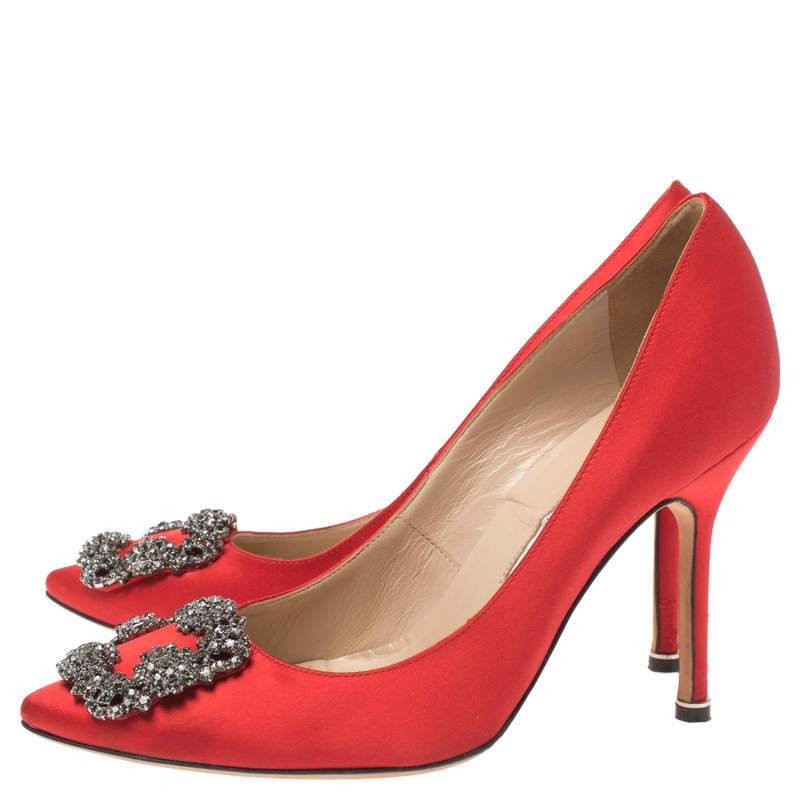 Pre Owned Manolo Blahnik Red Satin Hangisi Crystal Embellished Pointed Toe Pumps Size 38