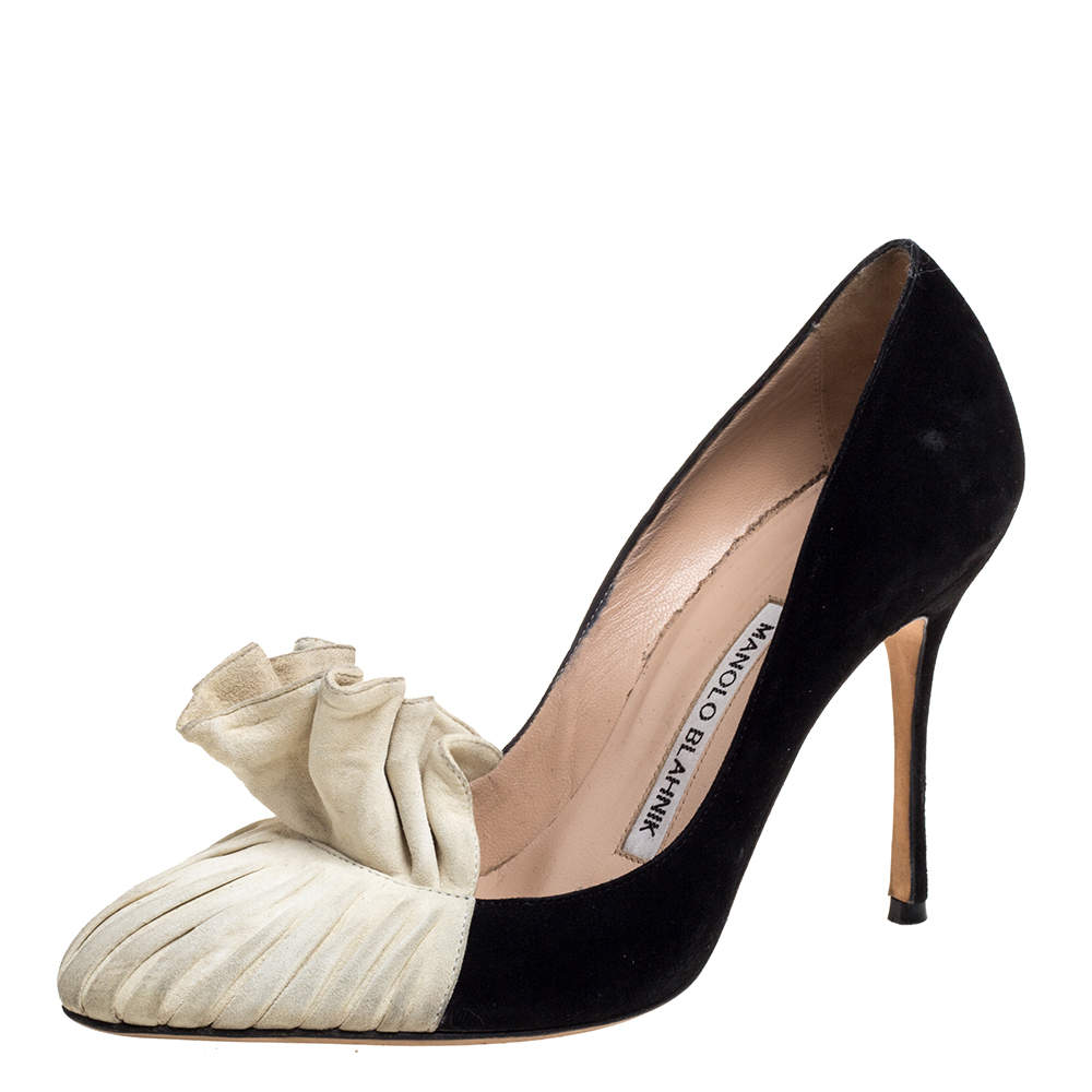 Pre Owned حذاء كعب عالي مانولو بلانيك كرانيش سويدي أبيض و أسود مقاس 35.5