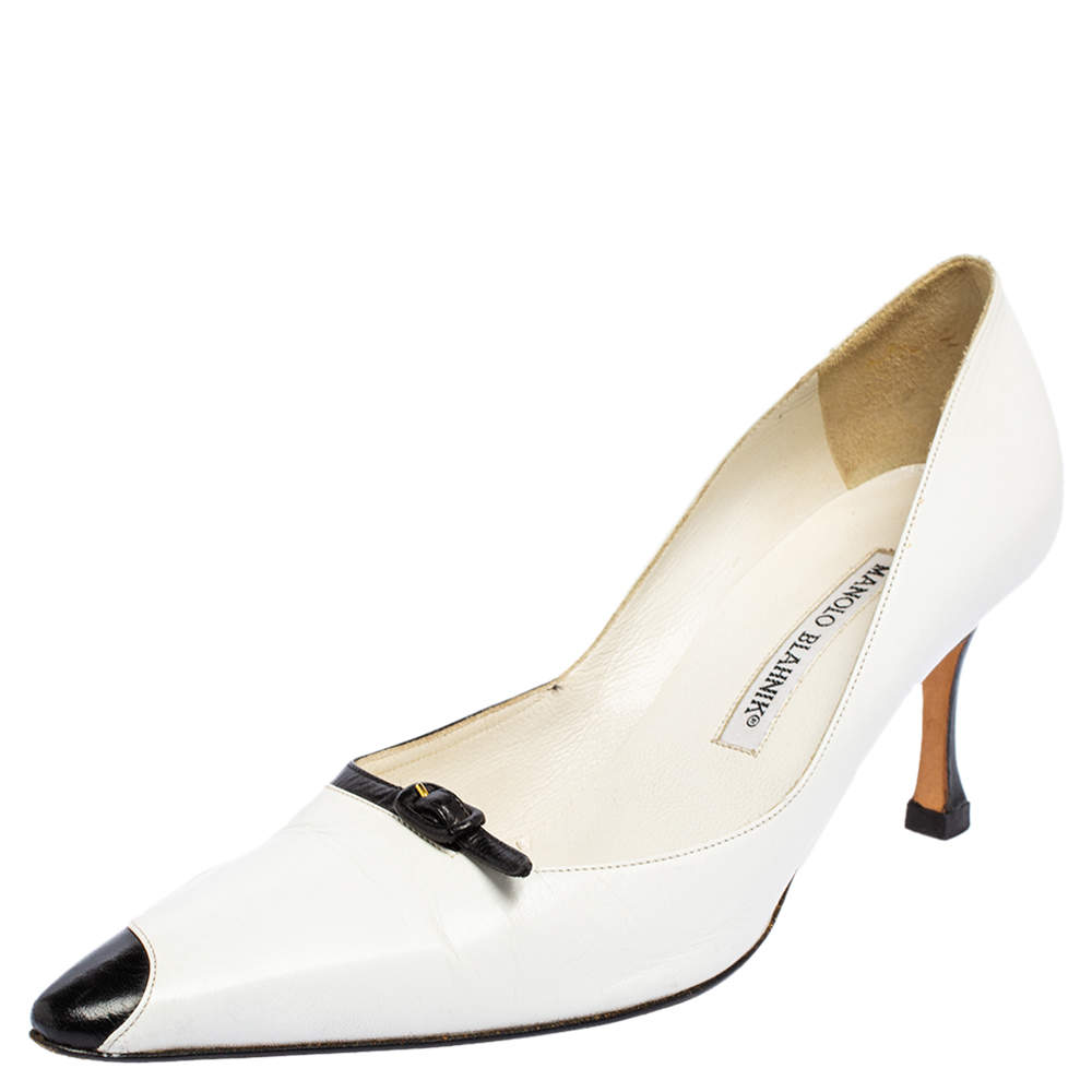 Pre Owned Manolo Blahnik White/Black Leather Buckle Embellished Pointed Toe Pumps Size 37
