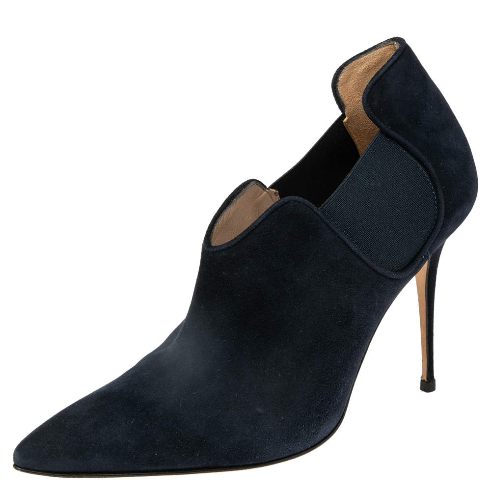 مملوكة مسبقًا حذاء بوت كاحل مانولو بلانيك ديدي سويدي أزرق كحلي مقاس 39