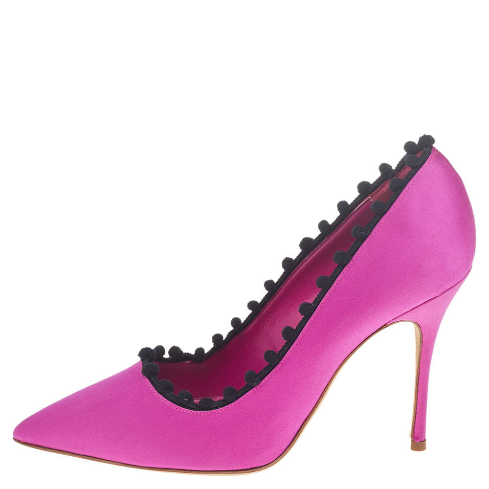 Pre Owned Manolo Blahnik Pink Satin BB Pointed Toe Pumps Size 38