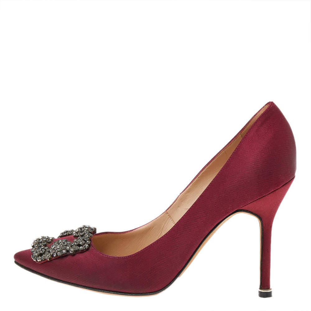 Pre Owned Manolo Blahnik Burgundy Satin Hangisi Pointed Toe Pumps Size 37