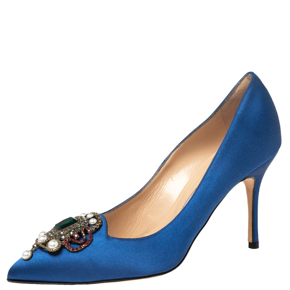 Pre Owned Manolo Blahnik Blue Satin Eufrasia Pointed Toe Pumps Size 36.5