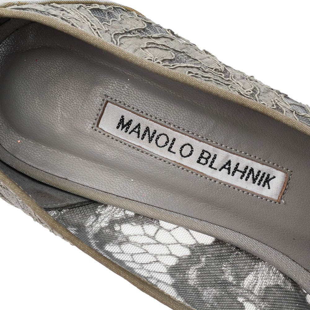 Pre Owned Manolo Blahnik Grey Lace And Satin Hangisi Pointed Toe Pumps Size 38.5