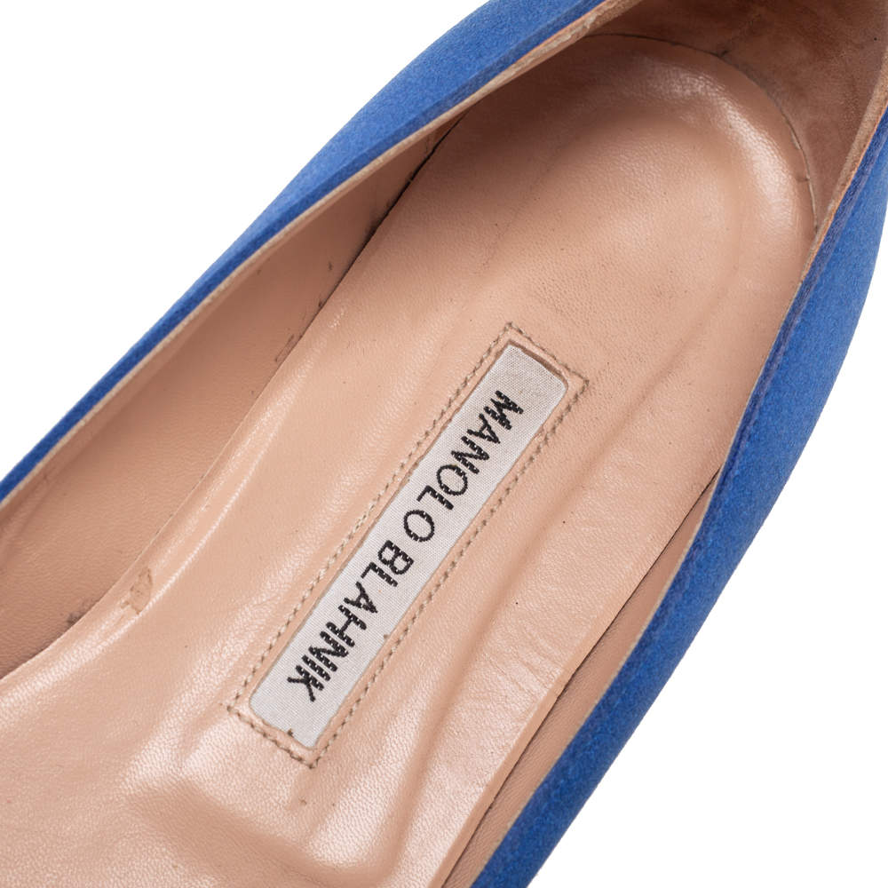 مملوكة مسبقًا Manolo Blahnik Blue Satin Hangisi Ballet Flats Size 39
