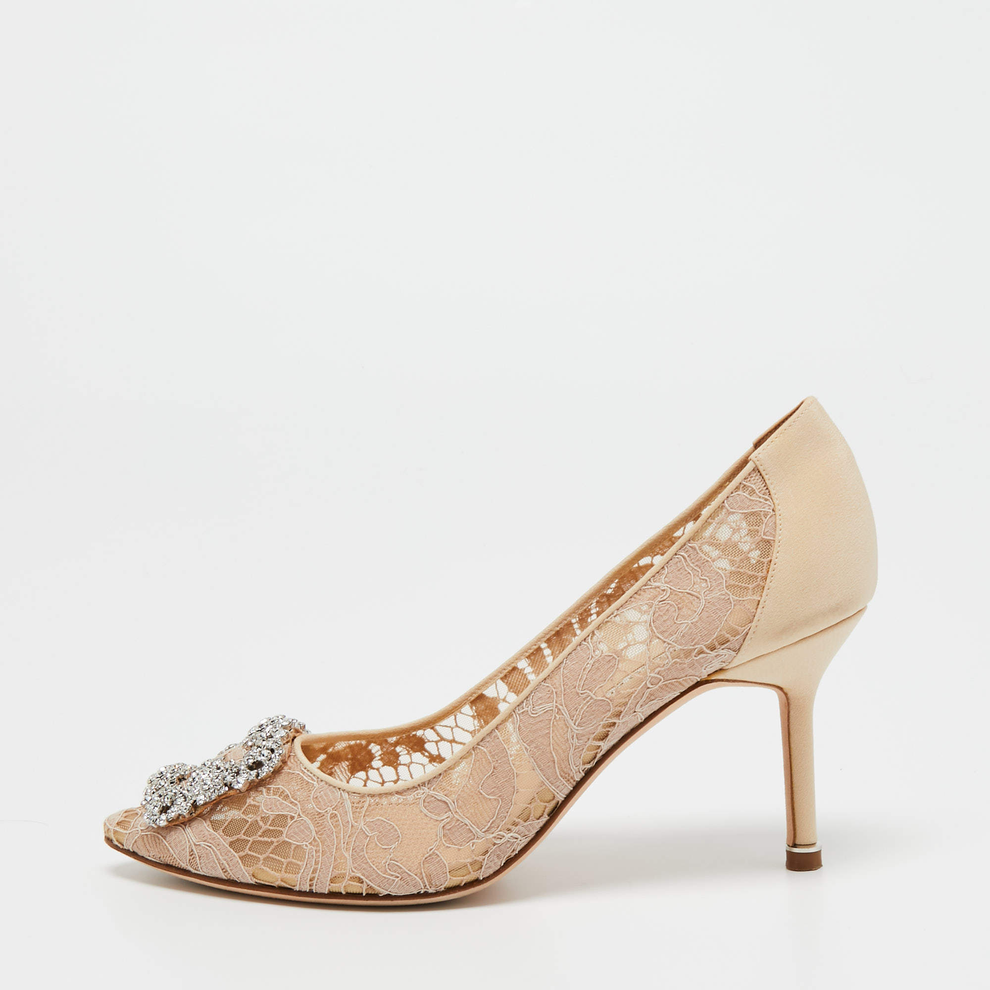 Pre Owned Manolo Blahnik Beige Lace Hangisi  Pumps Size 38.5