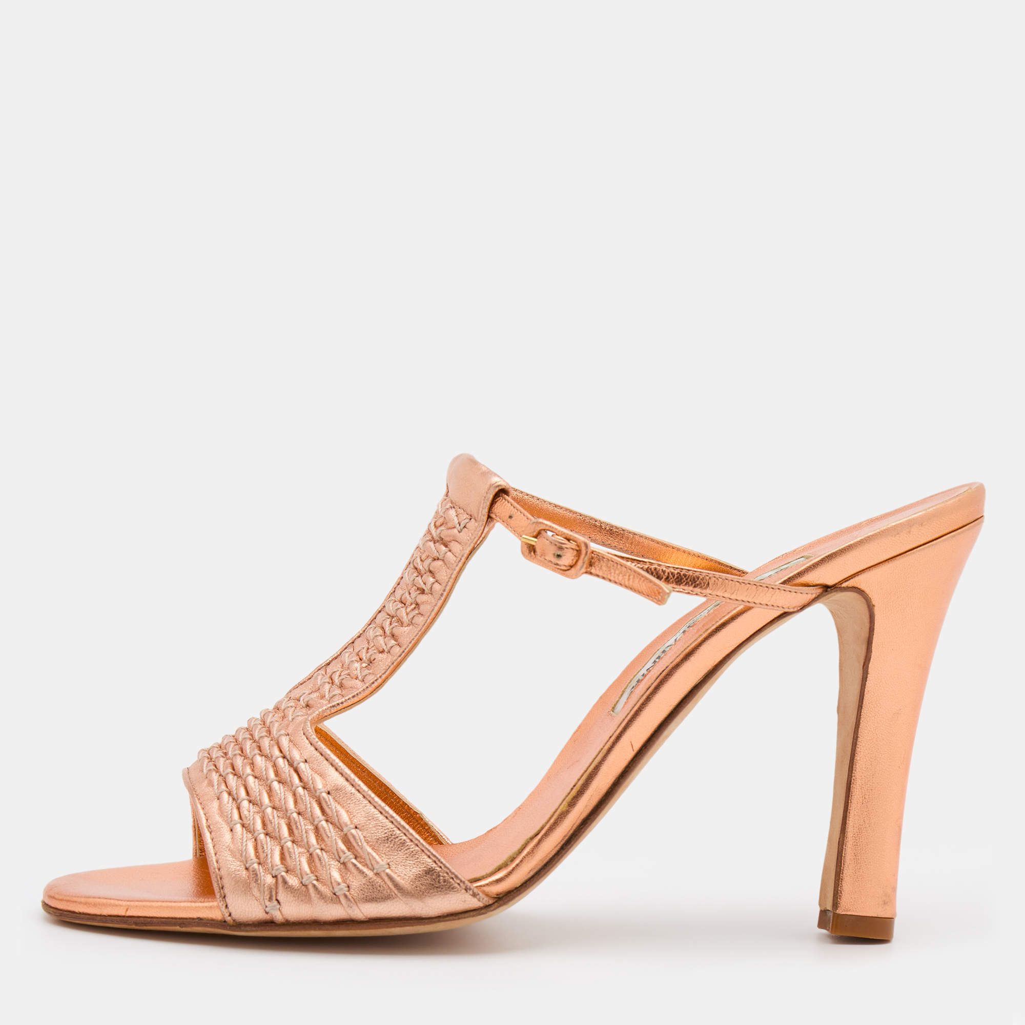 Pre Owned Manolo Blahnik Metallic Bronze Woven Leather T-Strap Sandals Size 41