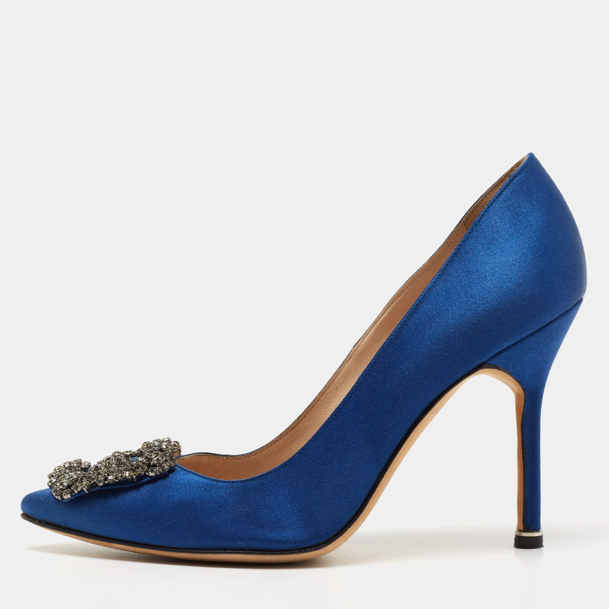 Pre Owned Manolo Blahnik Blue Satin Hangisi Pumps Size 37