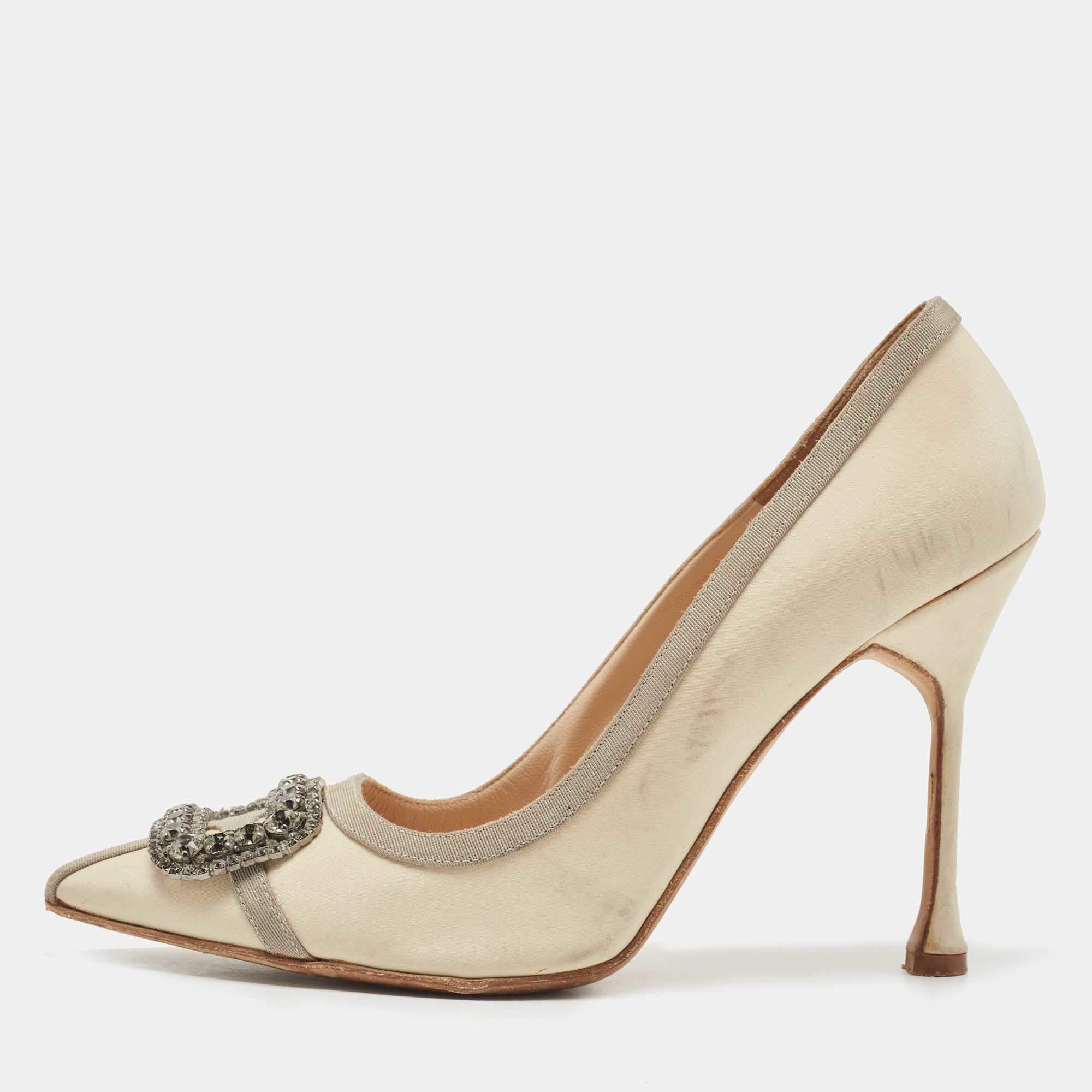 Pre Owned Manolo Blahnik Cream/Grey Satin Gotrian Pumps Size 38.5