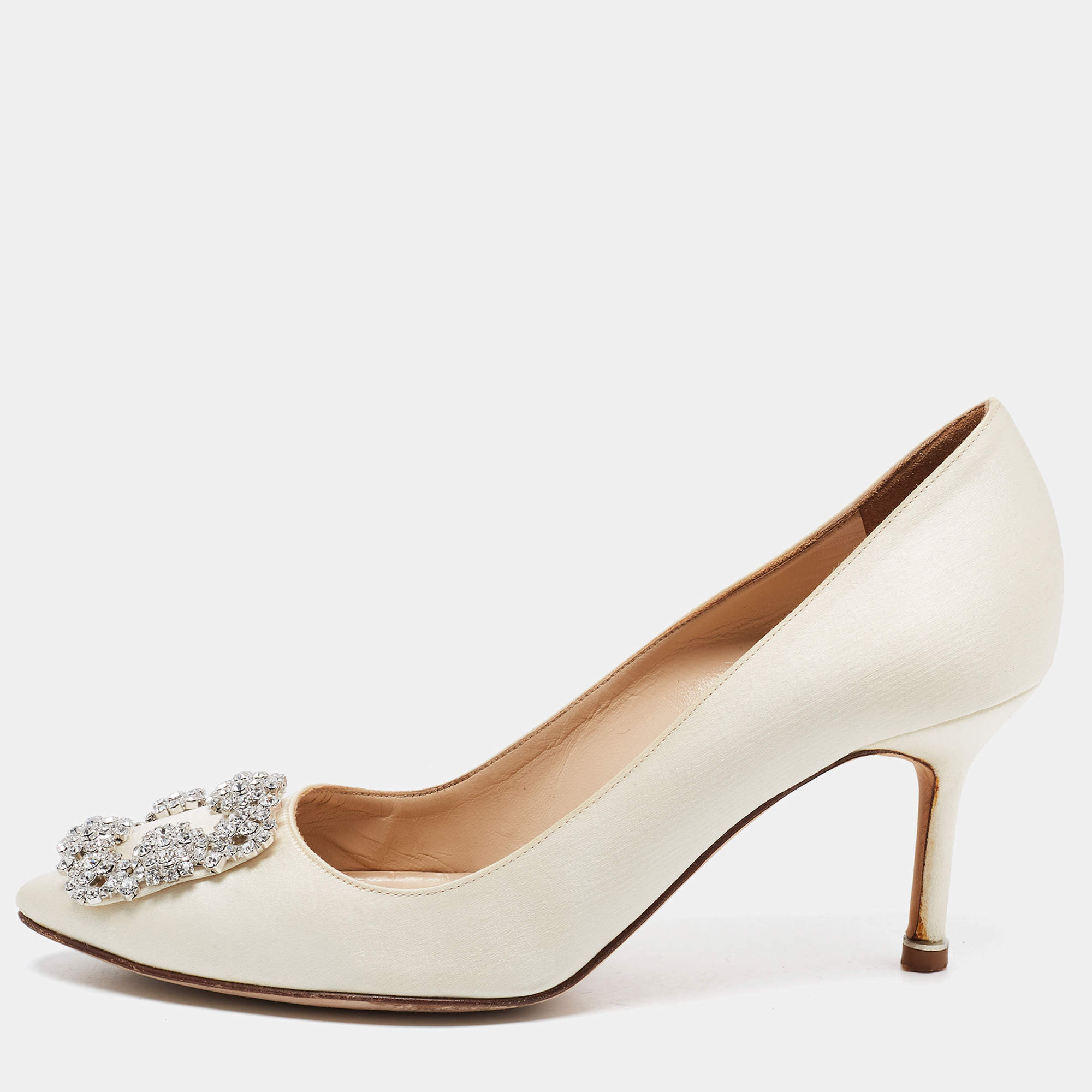 Pre Owned Manolo Blahnik White Satin Hangisi Pumps Size 37.5