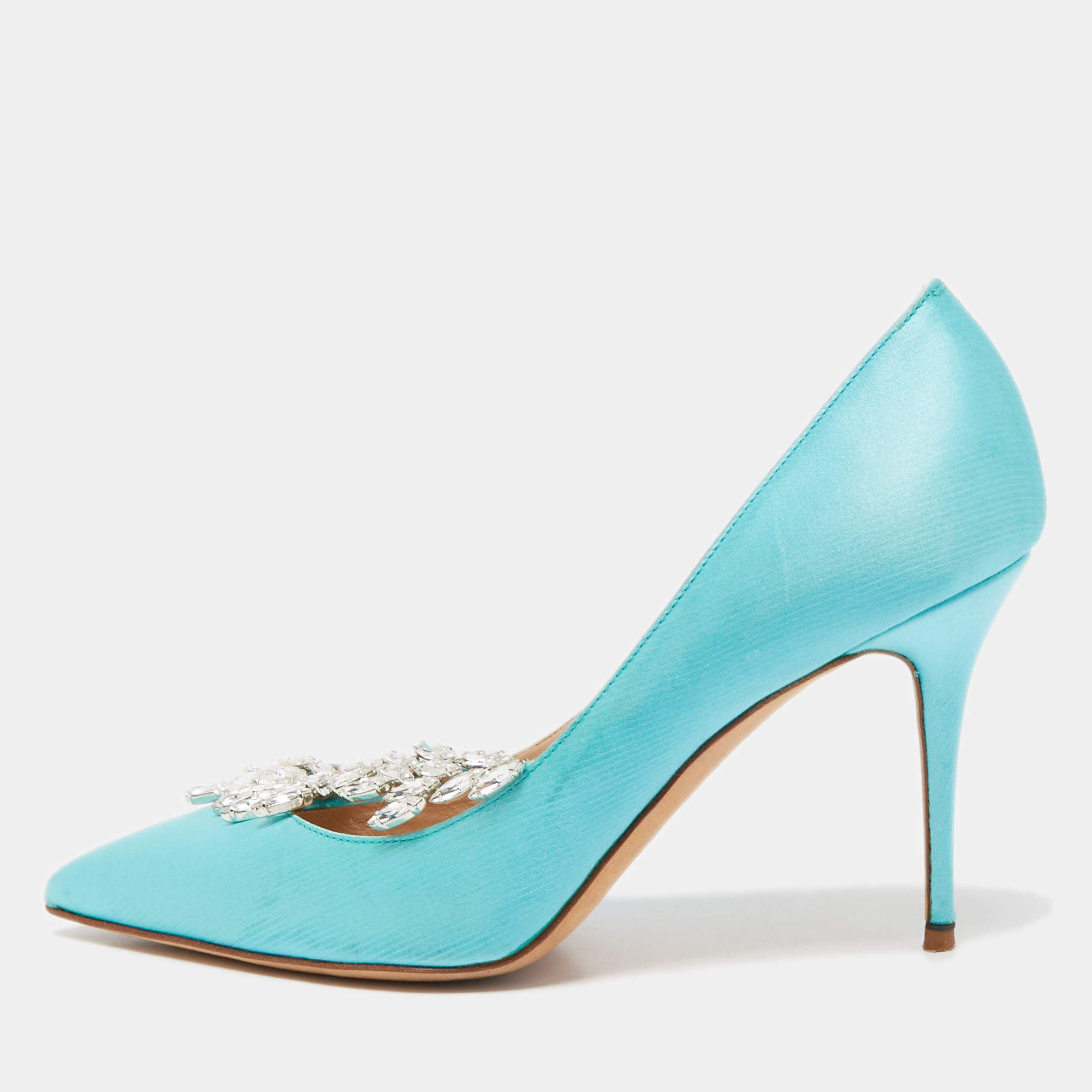 Pre Owned Manolo Blahnik Sky Blue Satin Nadira Crystal Embellished Pointed Toe Pumps Size 38.5