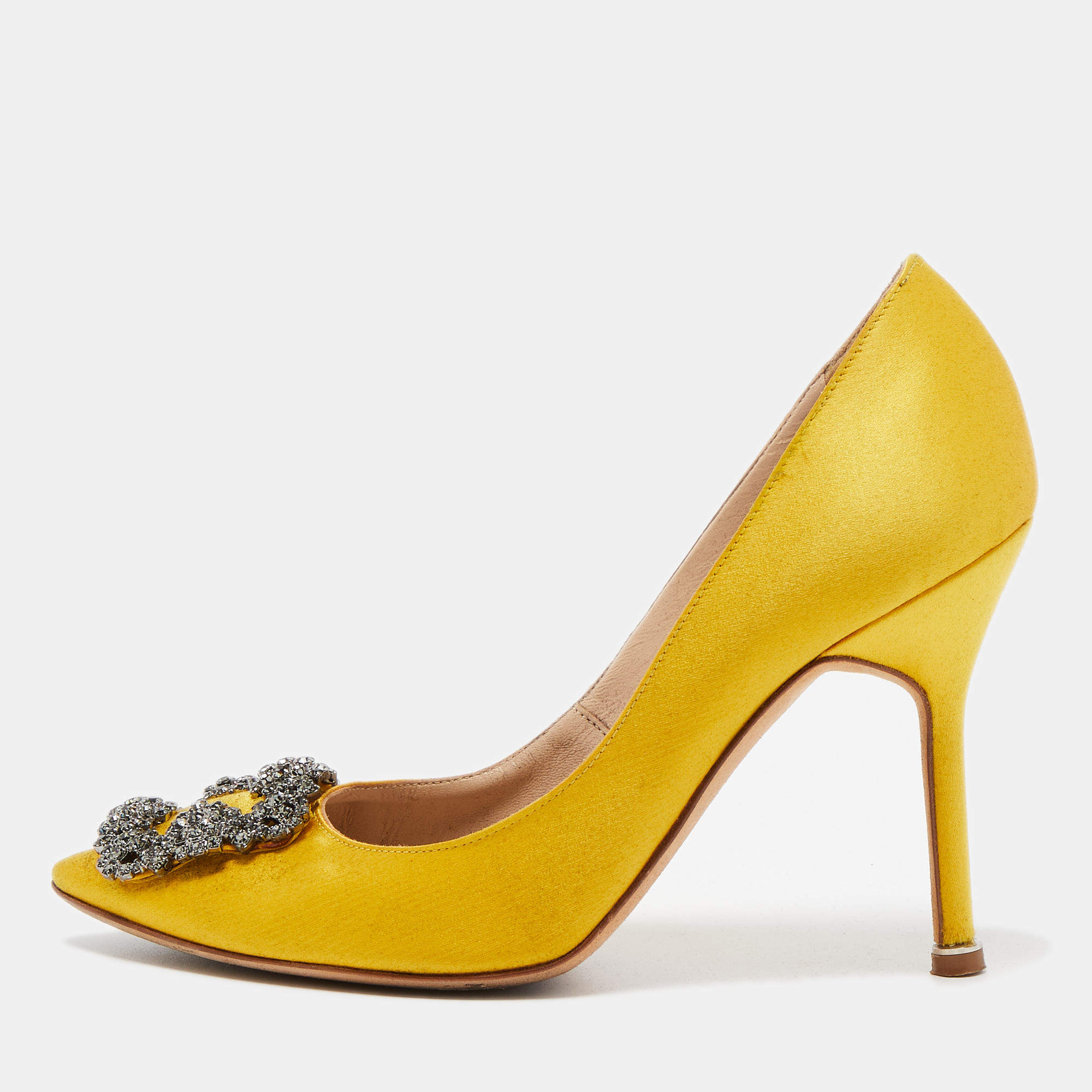 Pre Owned Manolo Blahnik Yellow Satin Hangisi Pumps Size 36