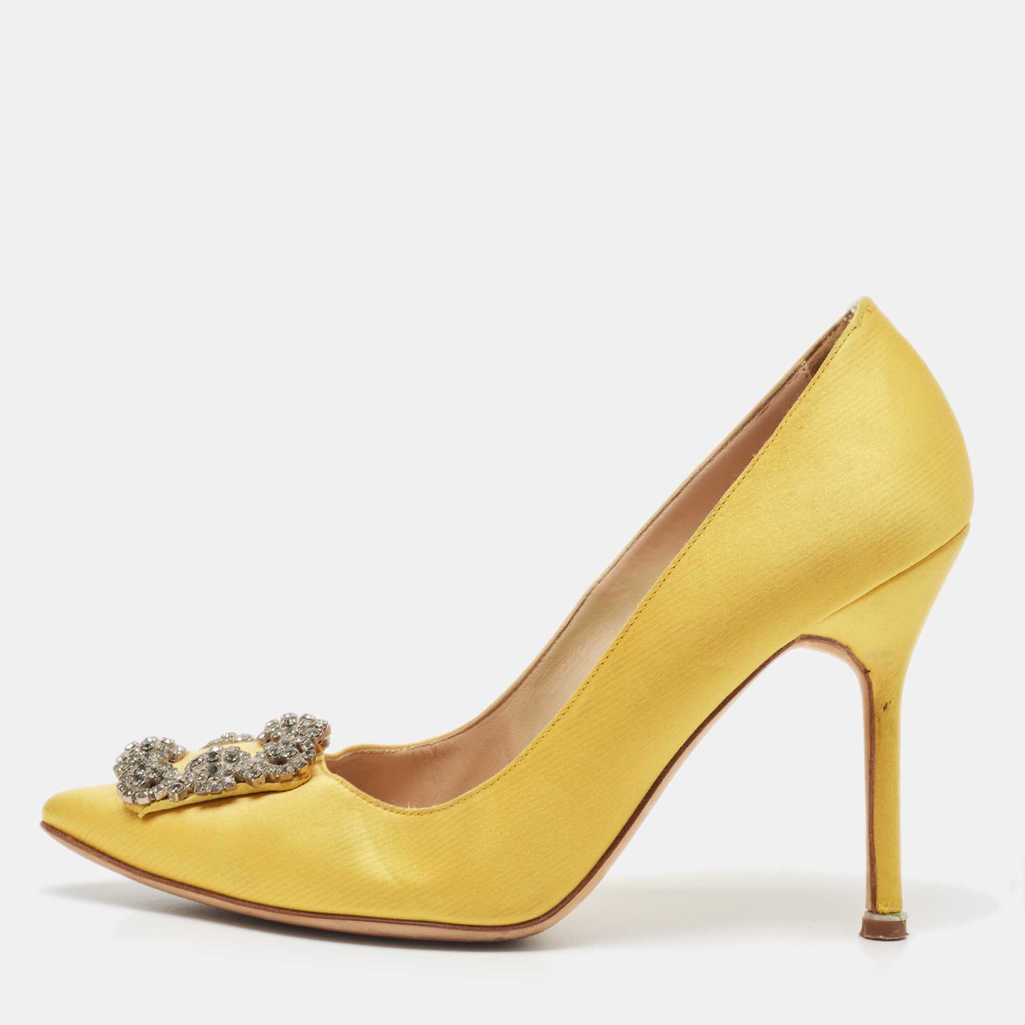 Pre Owned Manolo Blahnik Yellow Satin Hangisi Pumps Size 38.5