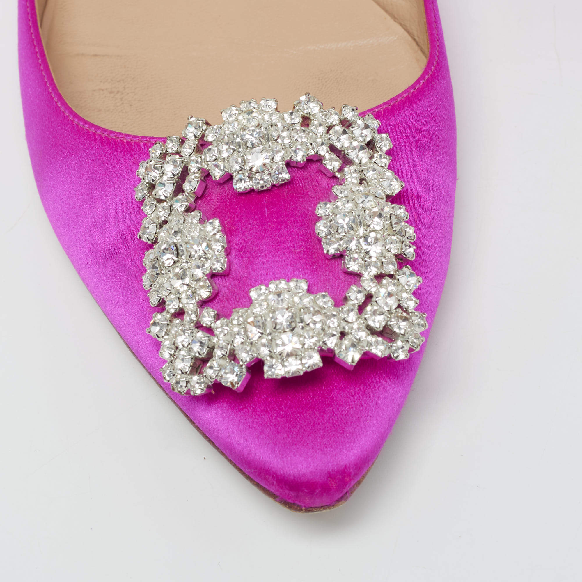 Pre Owned Manolo Blahnik Pink Satin Hangisi Ballet Flats Size 39