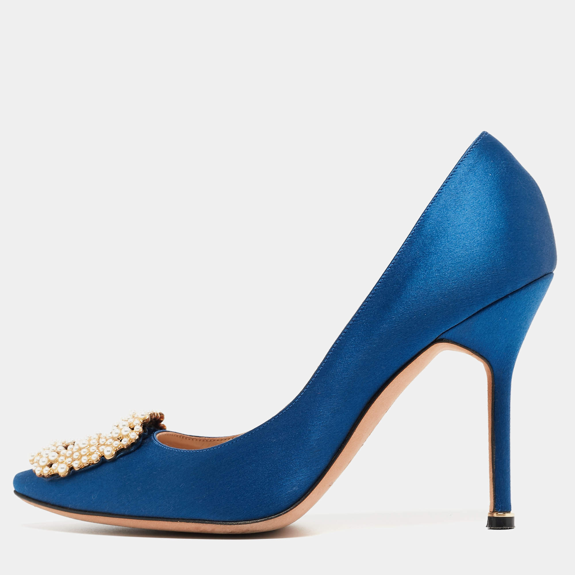 Pre Owned Manolo Blahnik Blue Satin Hangisi Pumps Size 38.5