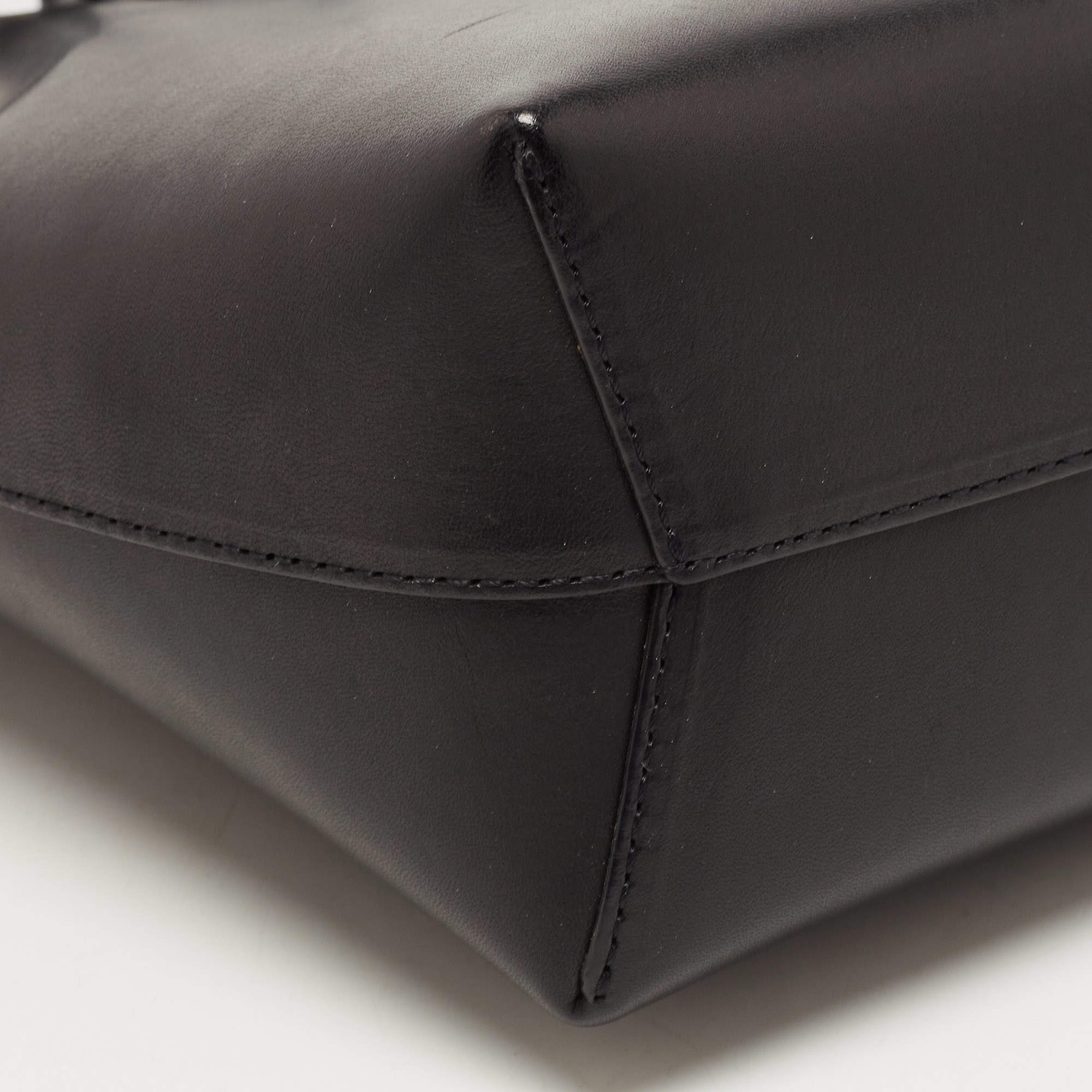 Pre Owned Mansur Gavriel Black Leather Bucket Drawstring Bag