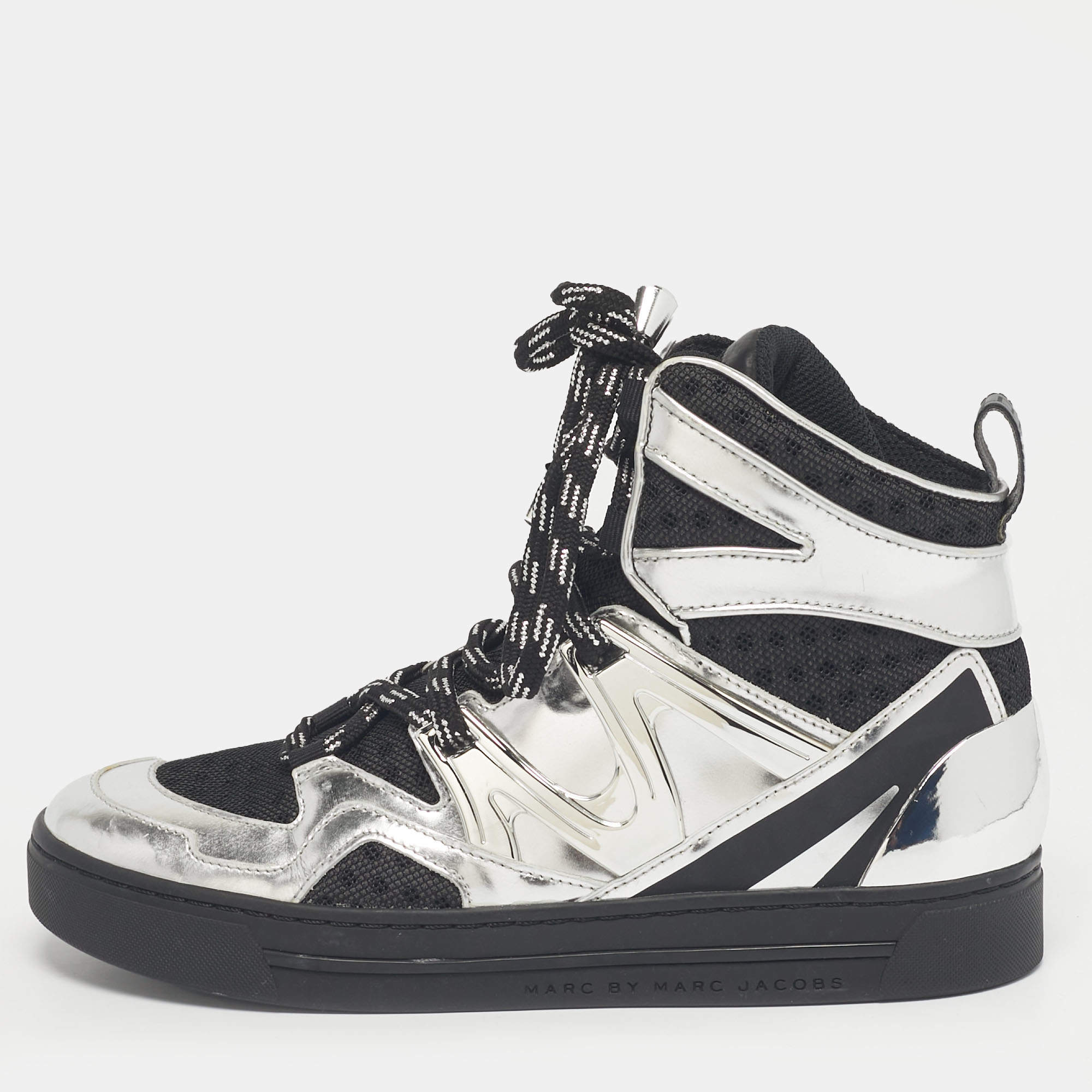 مملوكة مسبقًا Marc by Marc Jacobs Silver/Black Leather and Fabric High Top Sneakers Size 36