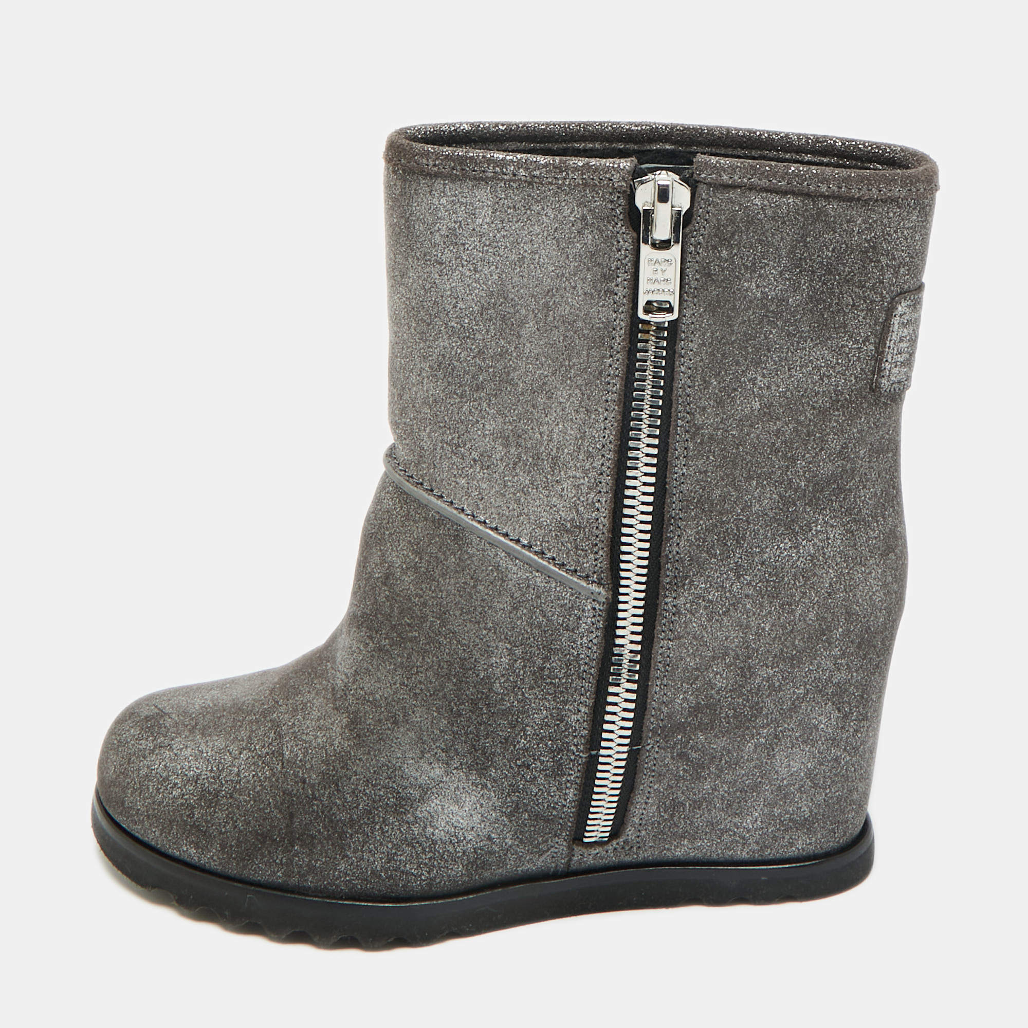 Pre Owned Marc by Marc Jacobs Silver Suede Ankle Length Boots Size 37