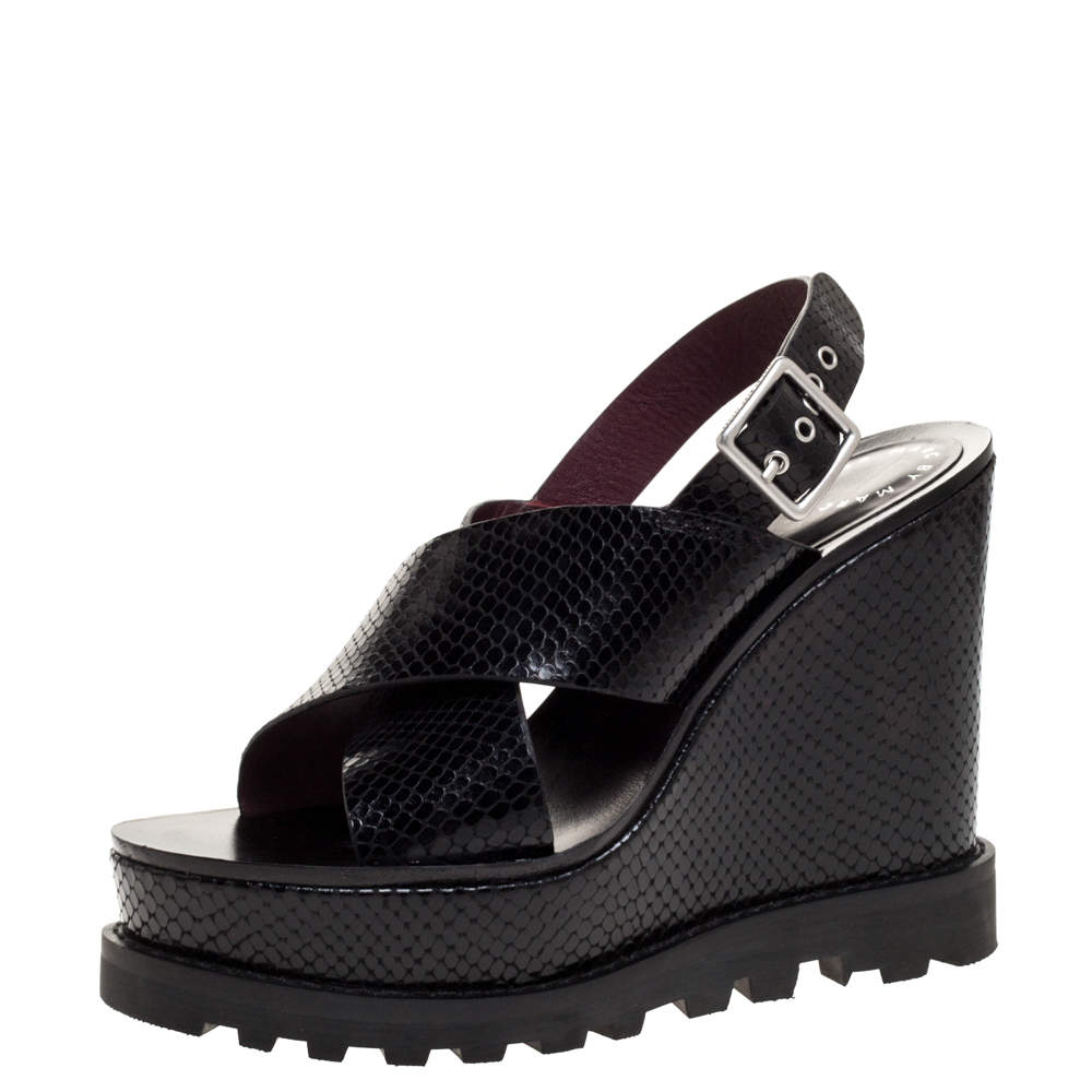 Pre Owned صندل مارك باي مارك جاكوبس سير كاحل نعل سميك جلد نقش ثعبان أسود مقاس 39