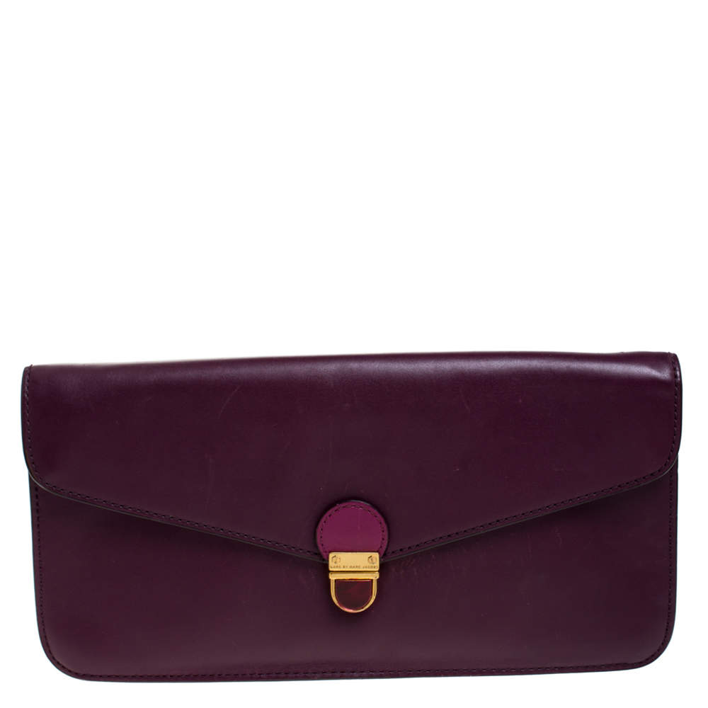 Pre Owned حقيبة كلاتش مارك باي مارك جاكوبس جلد أرجاونية/ بنفسجية
