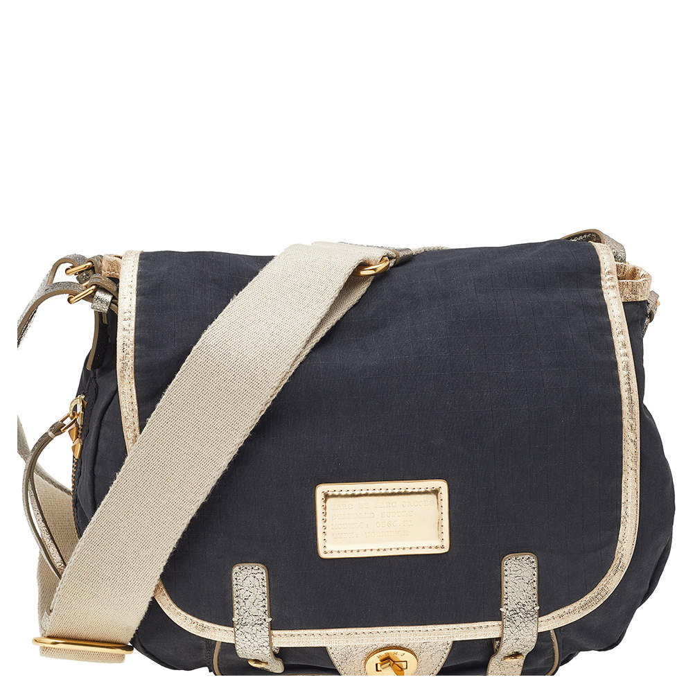 Marc By Marc Jacobs Black/Gold Fabric And Crackle Leather Flap Messenger Bag