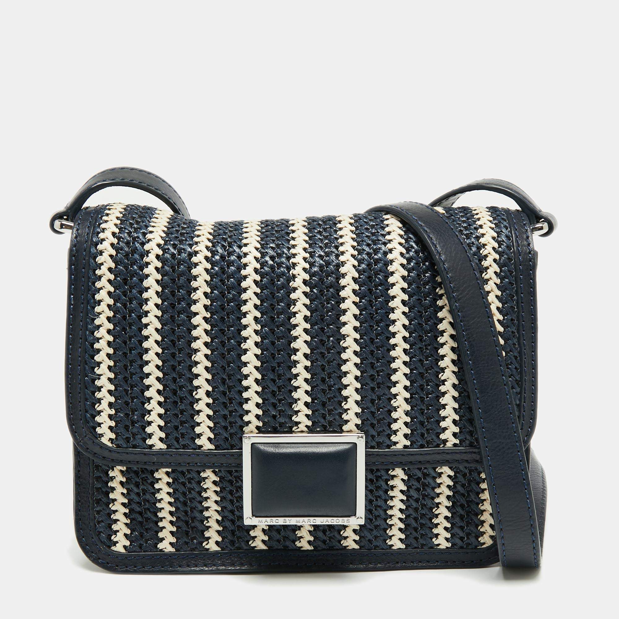 Pre Owned Marc By Marc Jacobs Navy Blue/White Woven Raffia and Leather Flap Crossbody Bag