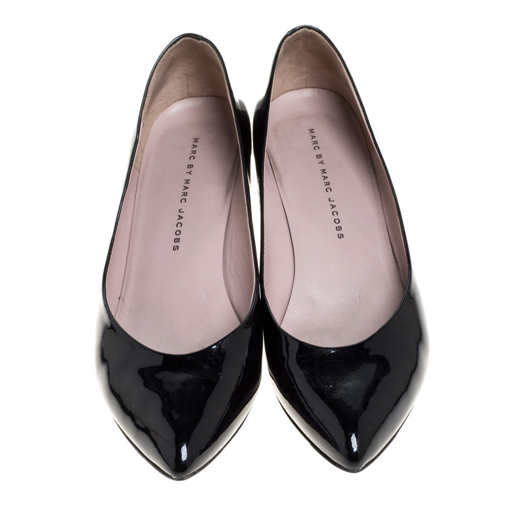 marc jacobs black patent leather shoes