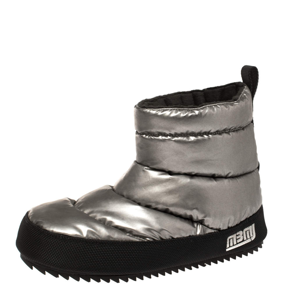 Pre Owned Marc Jacobs Silver Vinyl Snow Boots Size 36