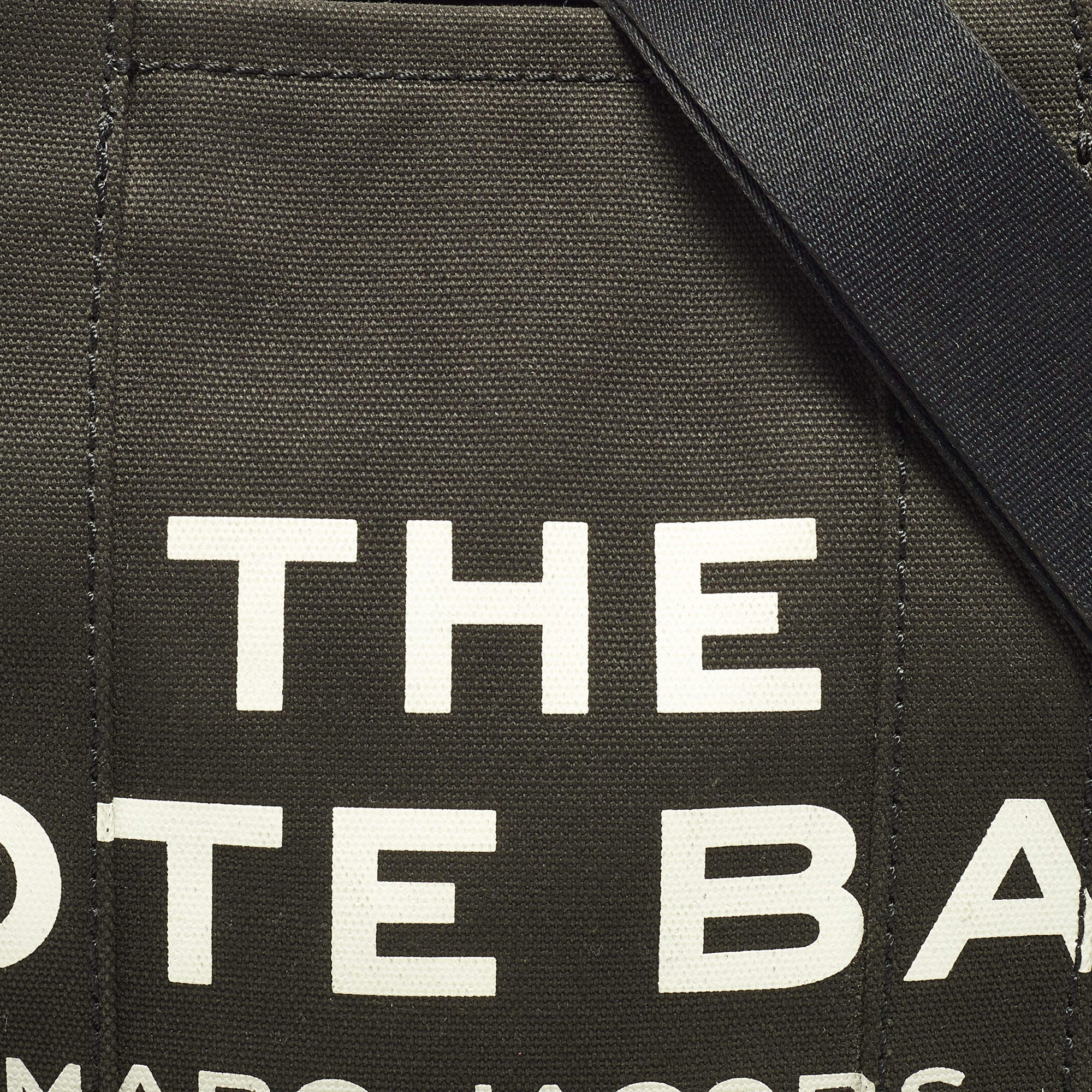 Pre Owned Marc Jacobs Black Canvas The Tote Bag 