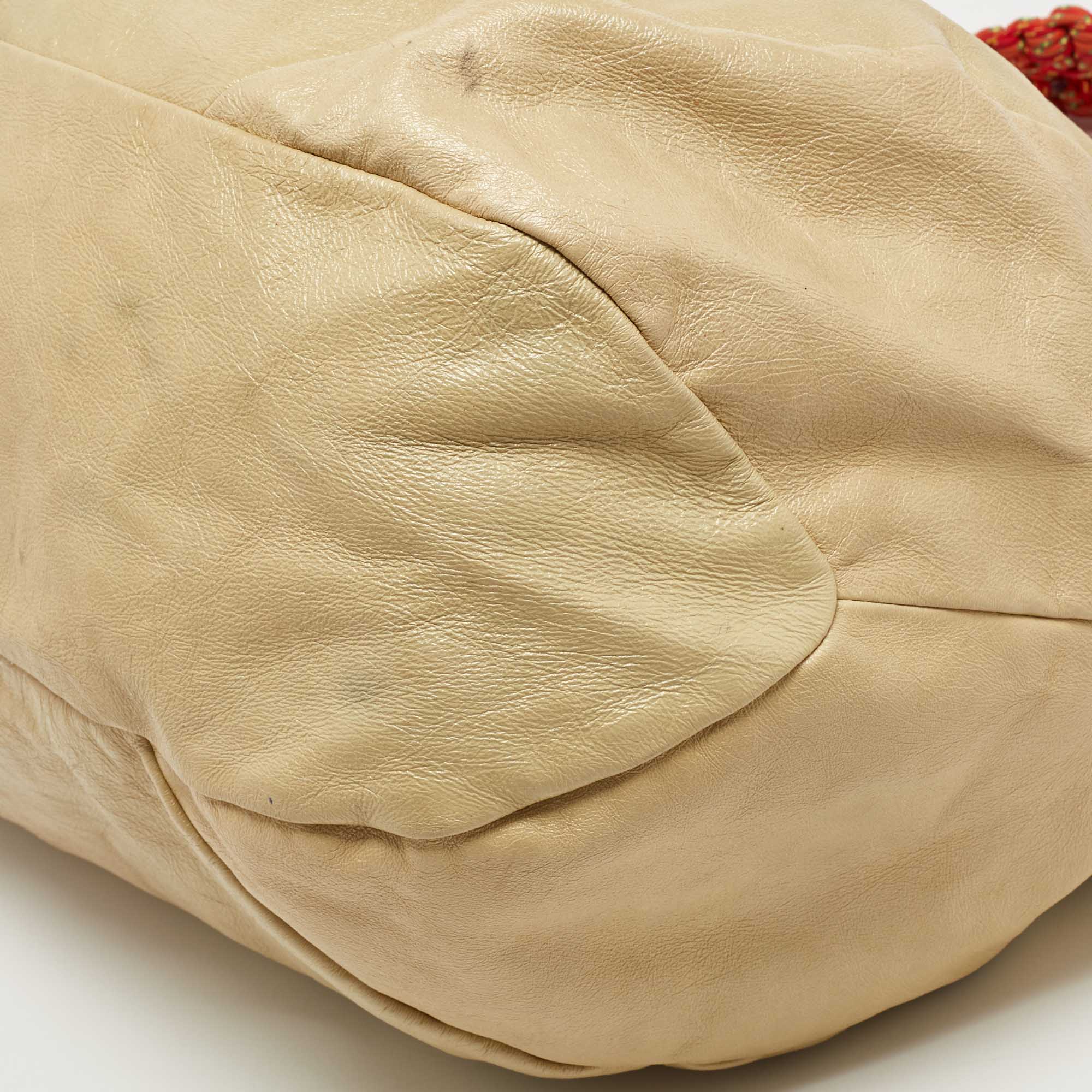Pre Owned Marc Jacobs Cream Leather Embellished Hobo
