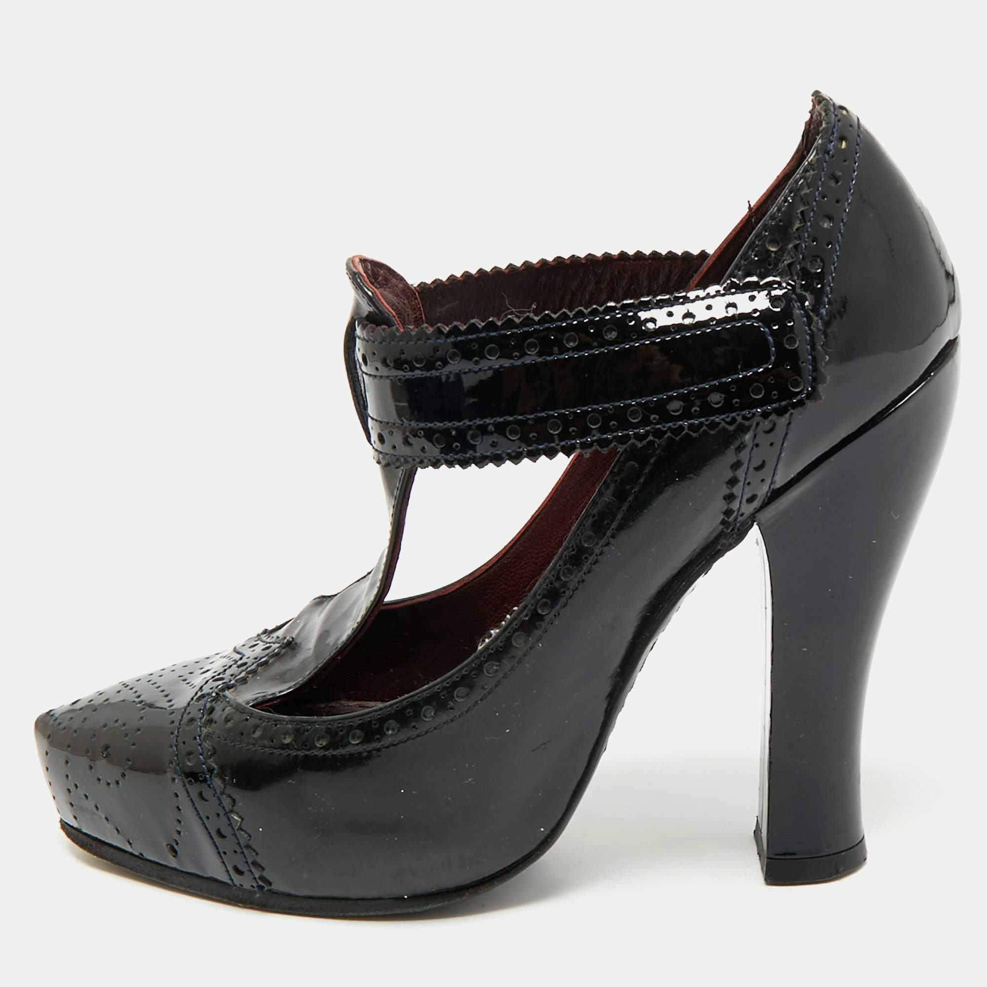 Marc Jacobs Burgundy/Black Patent Leather Mary Jane Pumps Size 37