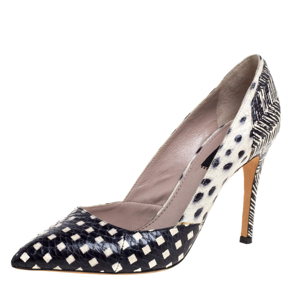 Marc Jacobs White / Black Printed Python Pointed Toe Pumps Size 39