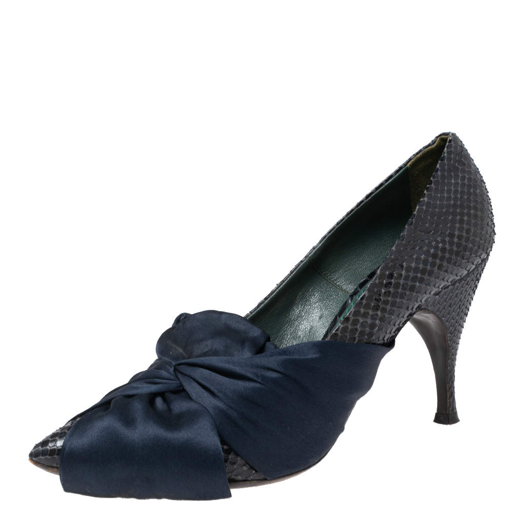 Marc Jacobs Navy Blue Python Leather Bow Pumps Size 39.5