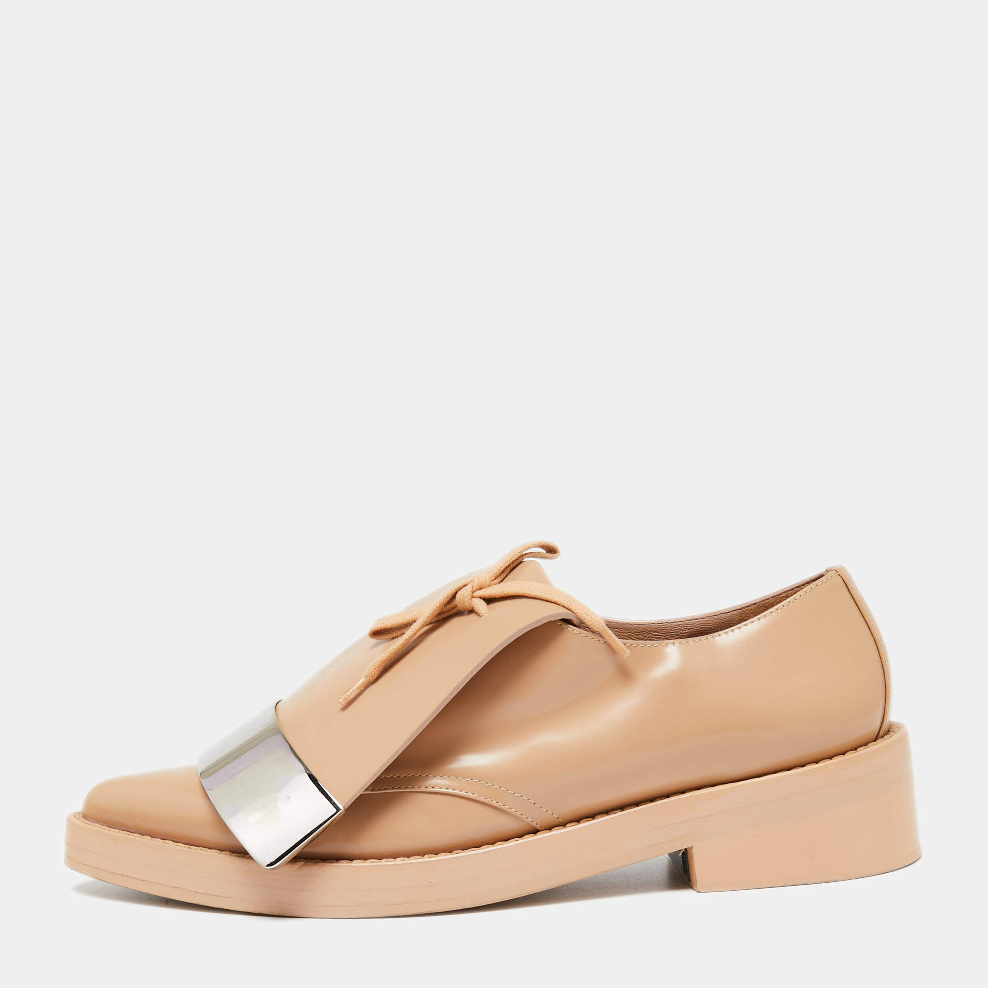 Pre Owned Marni Beige Patent Leather Flap Lace Up Oxford Size 38.5