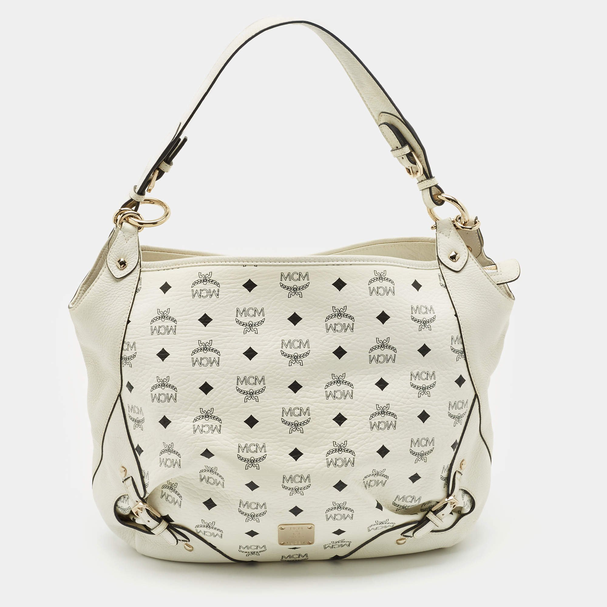 مملوكة مسبقًا MCM White Visetos Coated Canvas and Leather Buckle Hobo