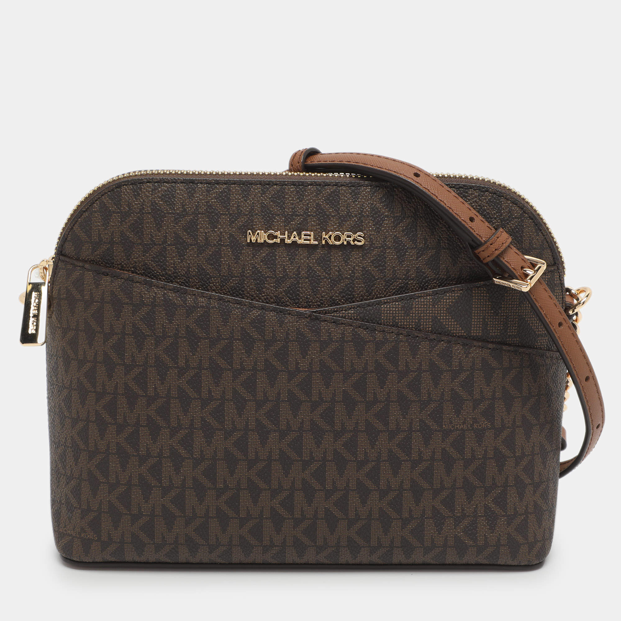 مملوكة مسبقًا Michael Kors Jet Set Travel Medium Brown Signature Coated Canvas Crossbody Bag