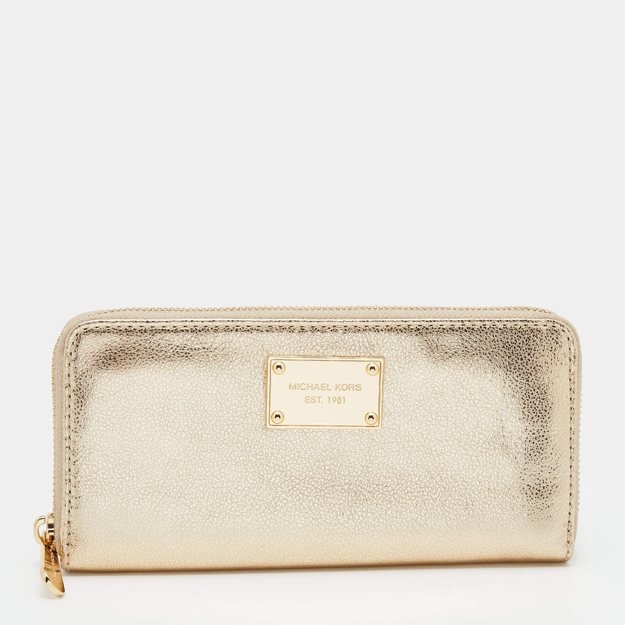 Pre Owned محفظة مايكل كورس جيت سيت جلد ذهبي بسحاب محيط