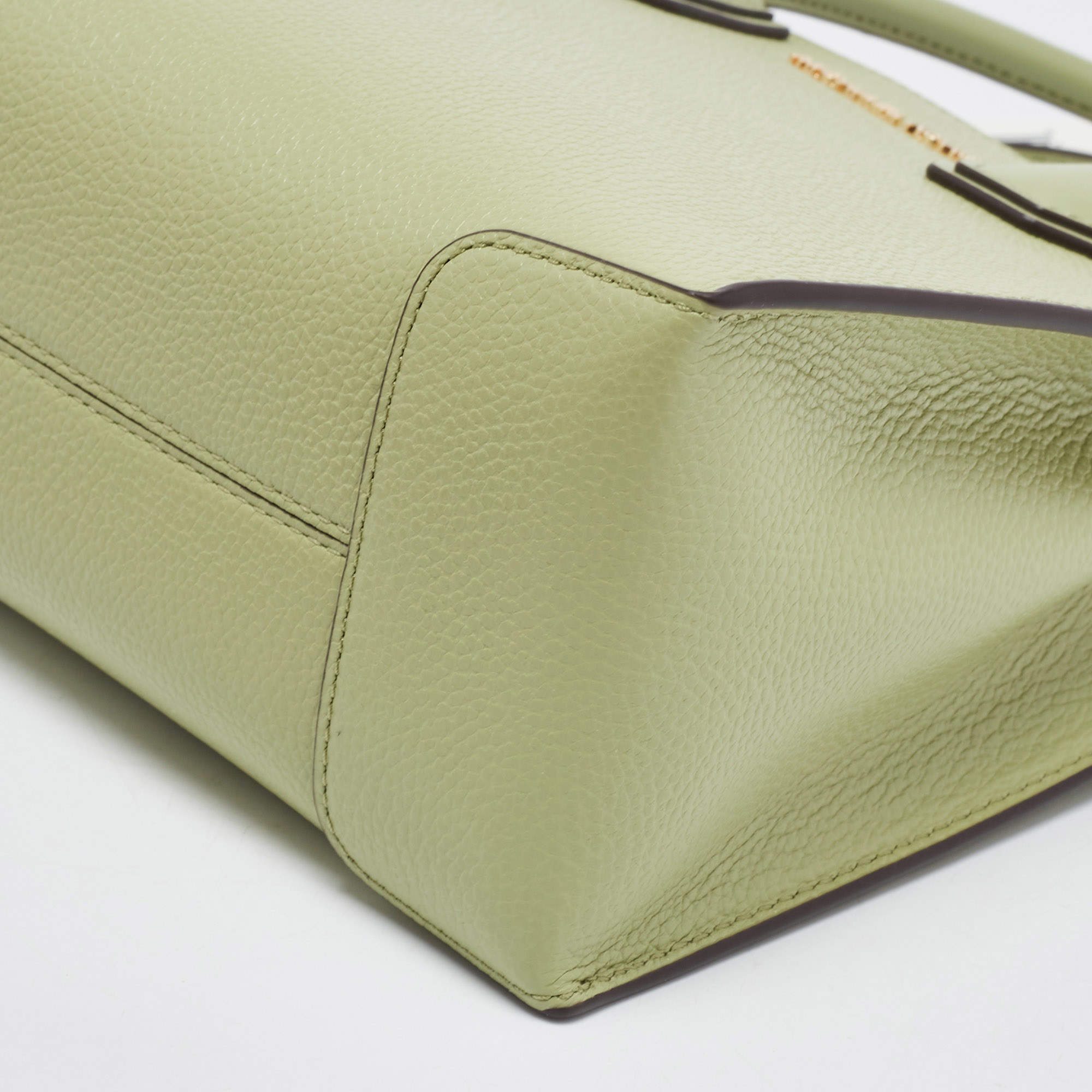 Mercer leather handbag Michael Kors Green in Leather - 19649054