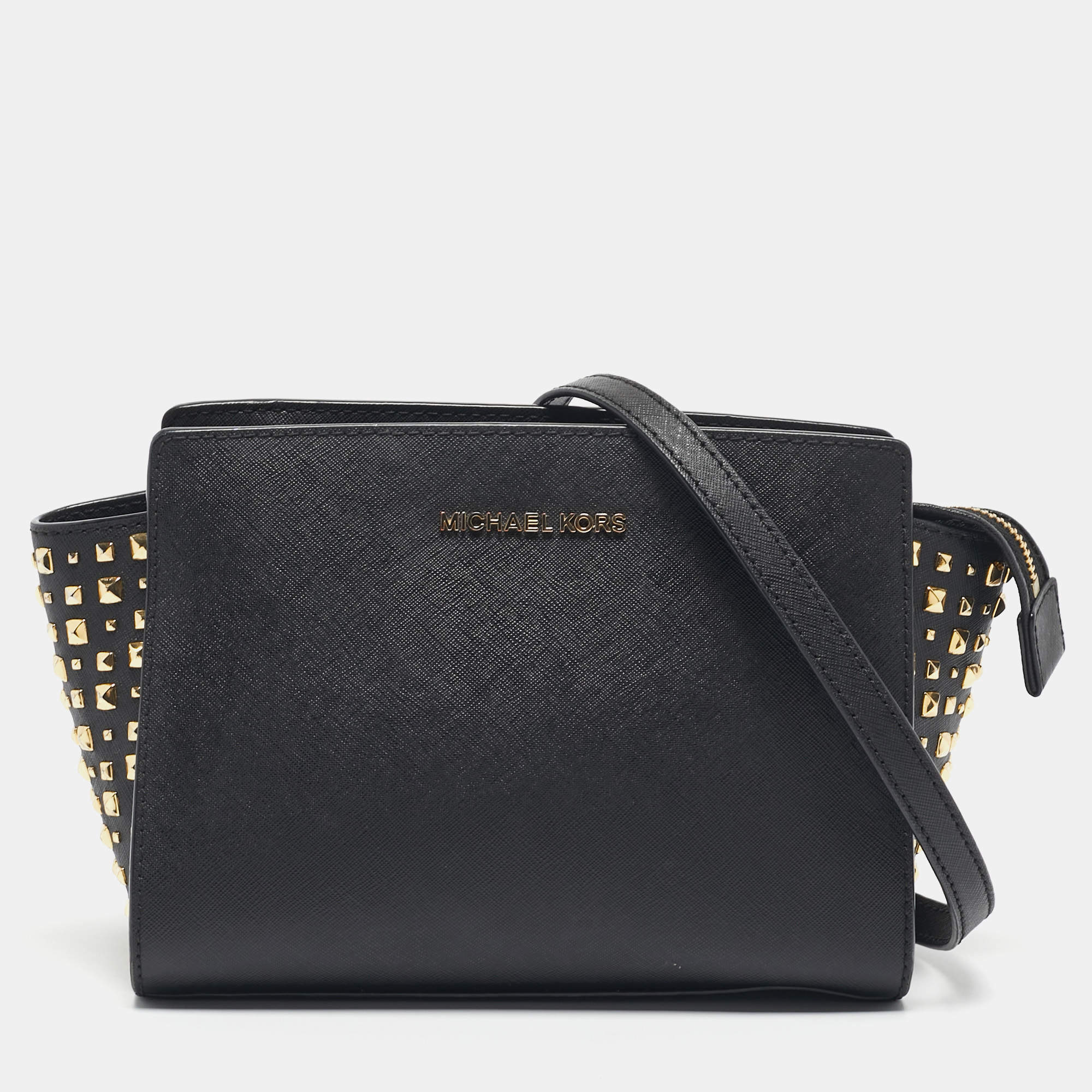 Pre Owned Michael Kors Black Leather Small Studded Selma Crossbody Bag